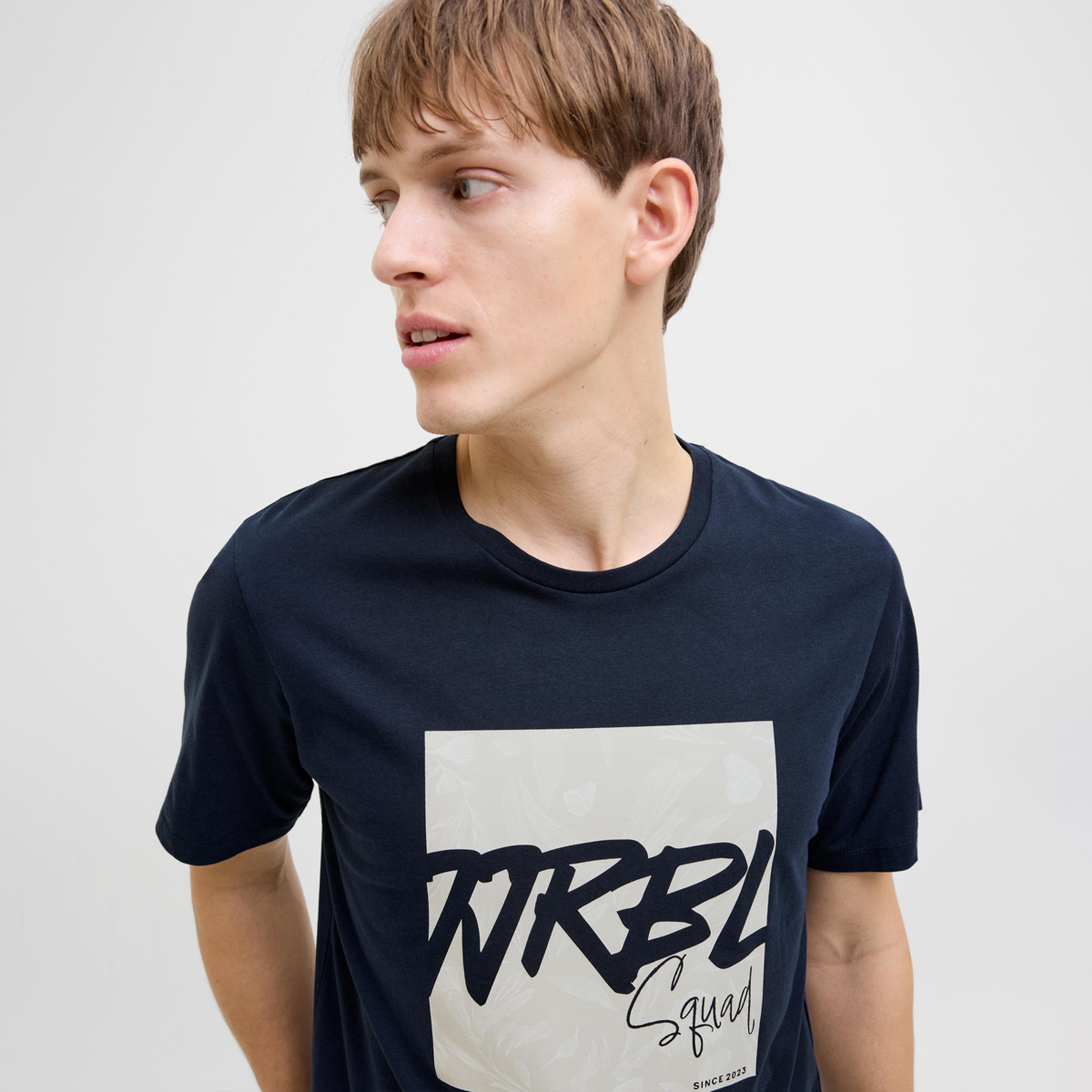 REBEL x Styli Graphic Print Crew Neck Regular Fit T-Shirt-men-clothing-tshirtsandpolos-tshirts-image-3