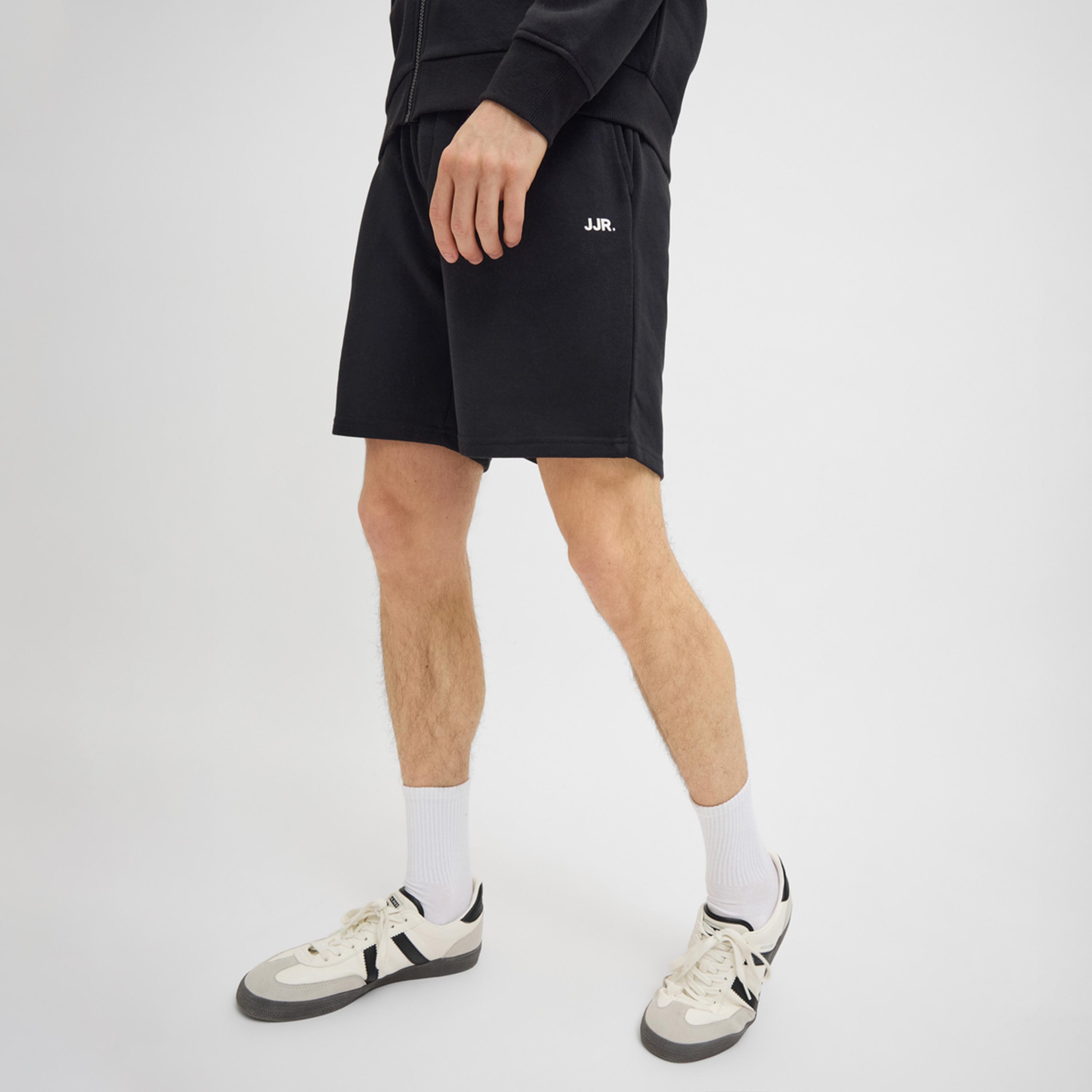 ريبيل × ستايلي - شورت سادة متوسط الارتفاع بقصّة عادية-men-clothing-bottoms-shorts-image-3