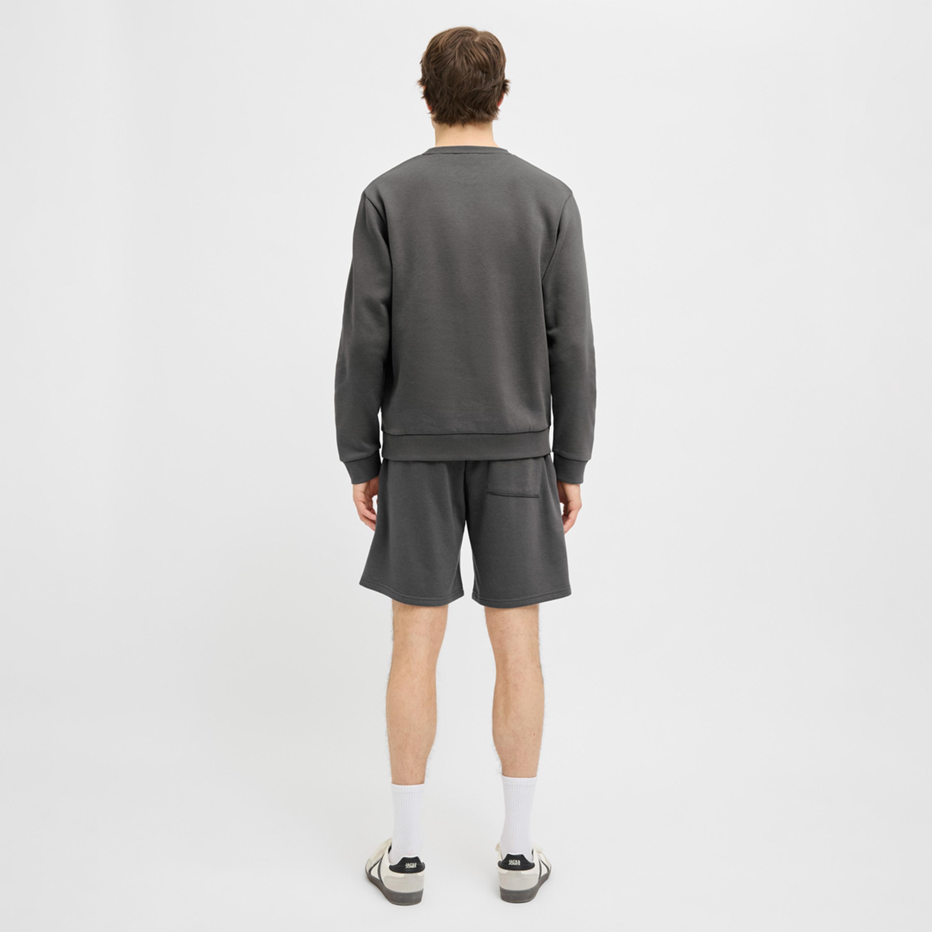 REBEL x Styli Solid Mid Rise Regular Fit Shorts-men-clothing-bottoms-shorts-image-3