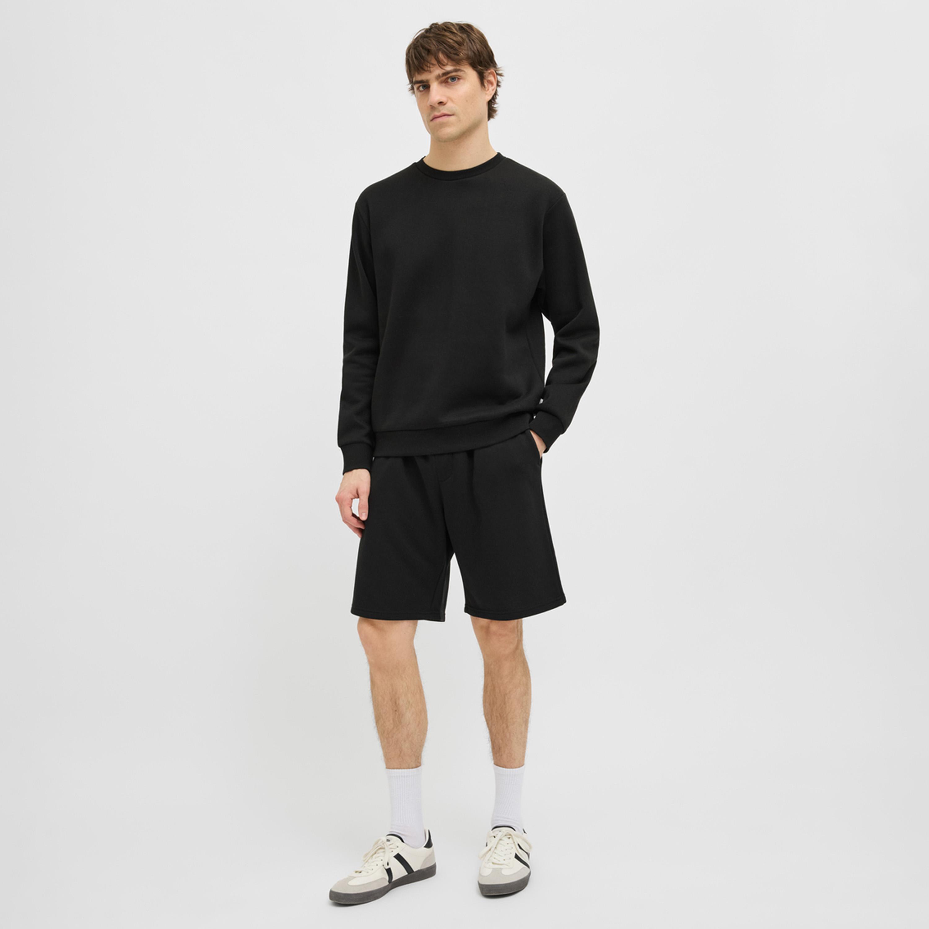 REBEL x Styli Solid Mid Rise Regular Fit Shorts-men-clothing-bottoms-shorts-image-2