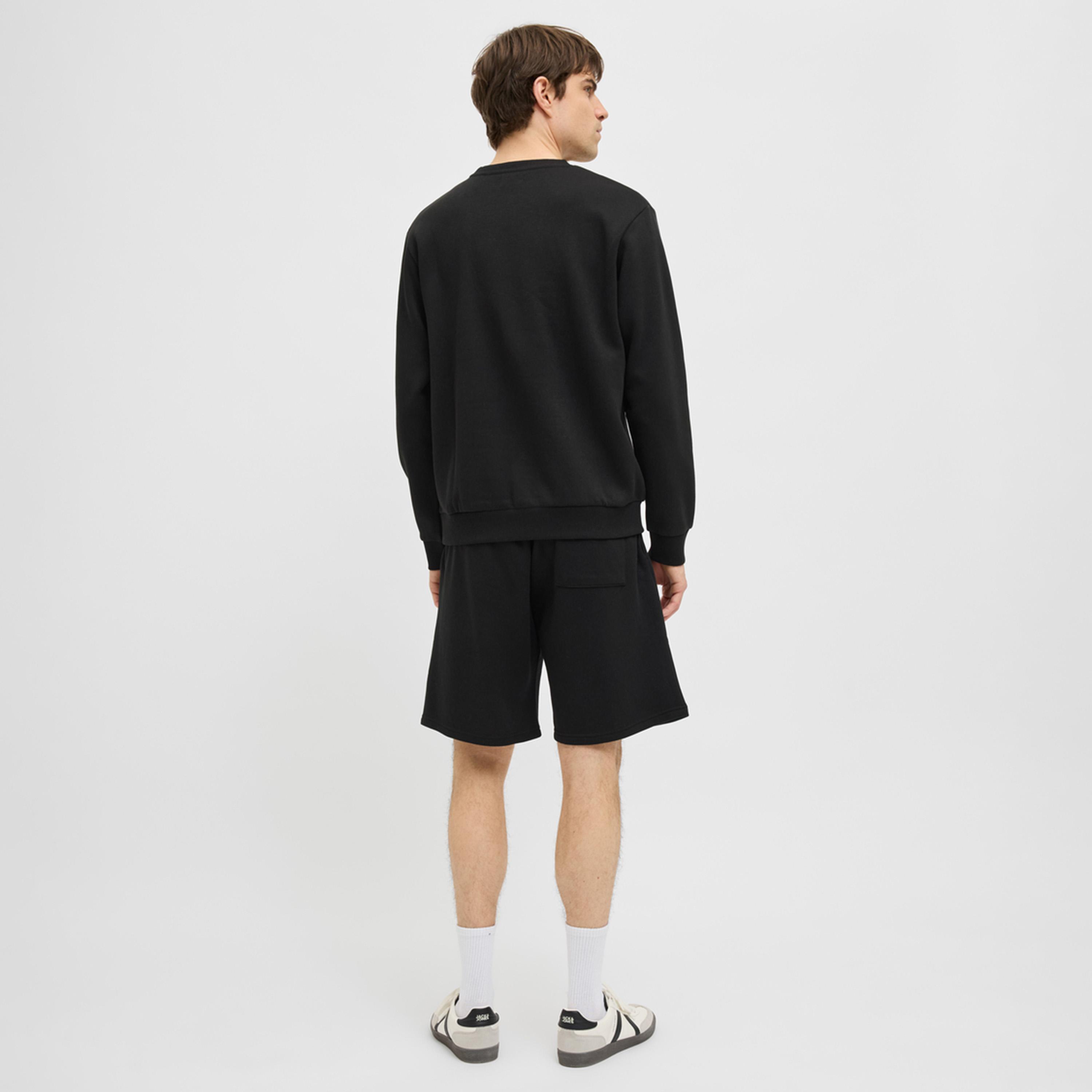 ريبيل × ستايلي - شورت سادة متوسط الارتفاع بقصّة عادية-men-clothing-bottoms-shorts-image-4