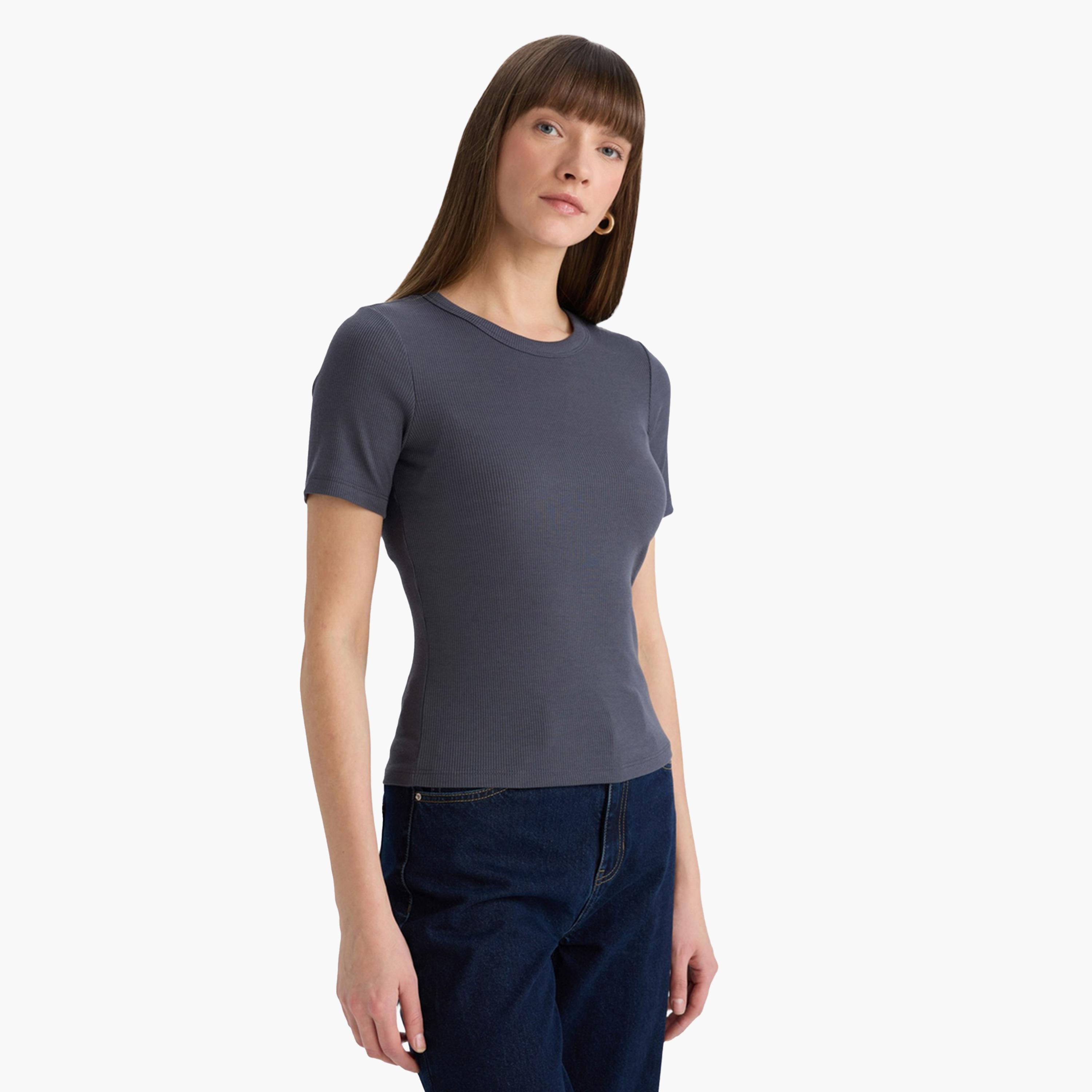 DeFacto X Styli Women Black Ribbed Crew Neck TShirt-women-clothing-tshirts-image-4