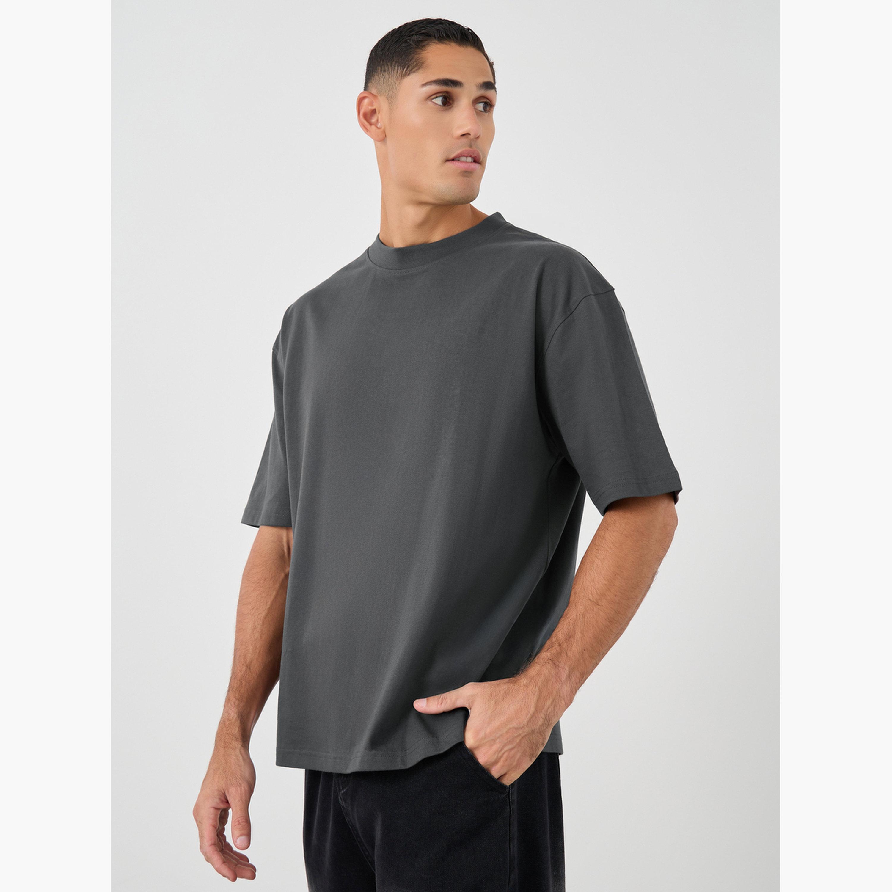 Styli Men Pack of 2 - Heavy Cotton Jersey Oversized Mock Neck T-Shirt-men-clothing-tshirtsandpolos-tshirts-image-3