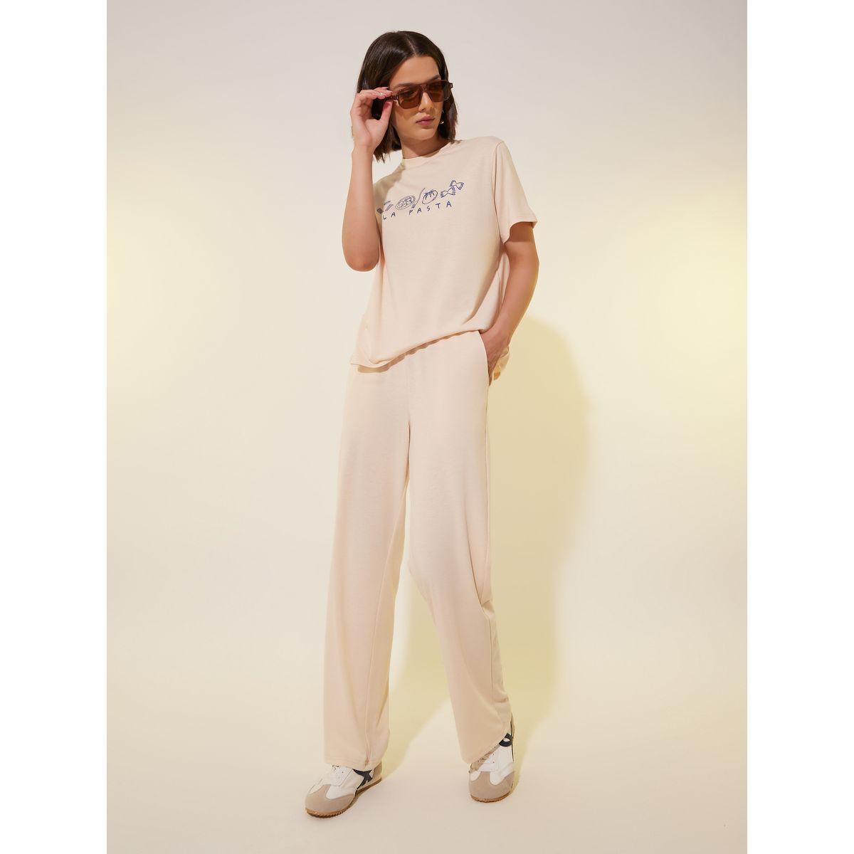 Styli Graphic Printed Short Sleeve T-Shirt and Pants Co-Ords-women-clothing-coordsets-image-2