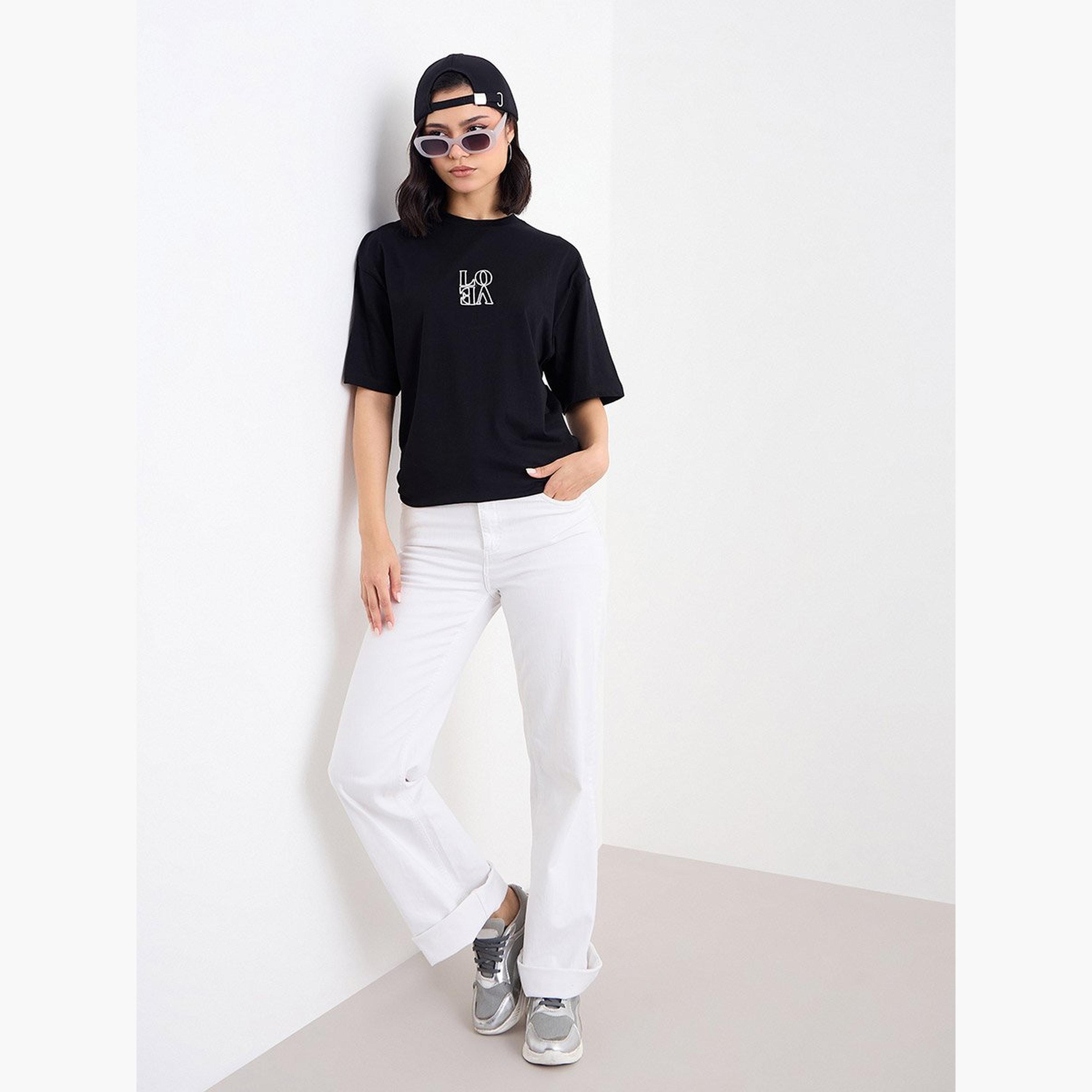 ستايلي - تي شيرت مقاس كبير برقبة دائرية وتفاصيل مطرزة-women-clothing-tshirts-image-2