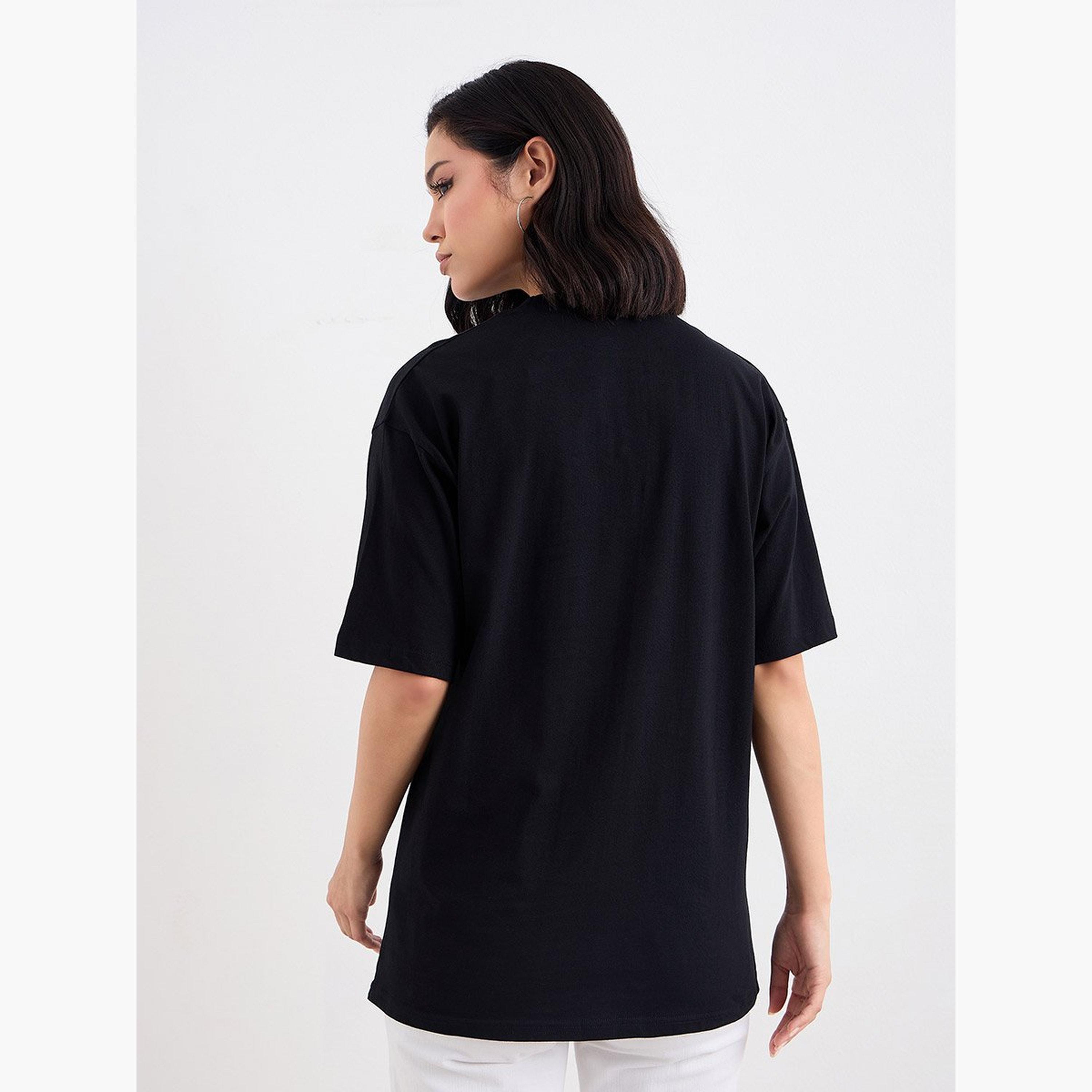 ستايلي - تي شيرت مقاس كبير برقبة دائرية وتفاصيل مطرزة-women-clothing-tshirts-image-4