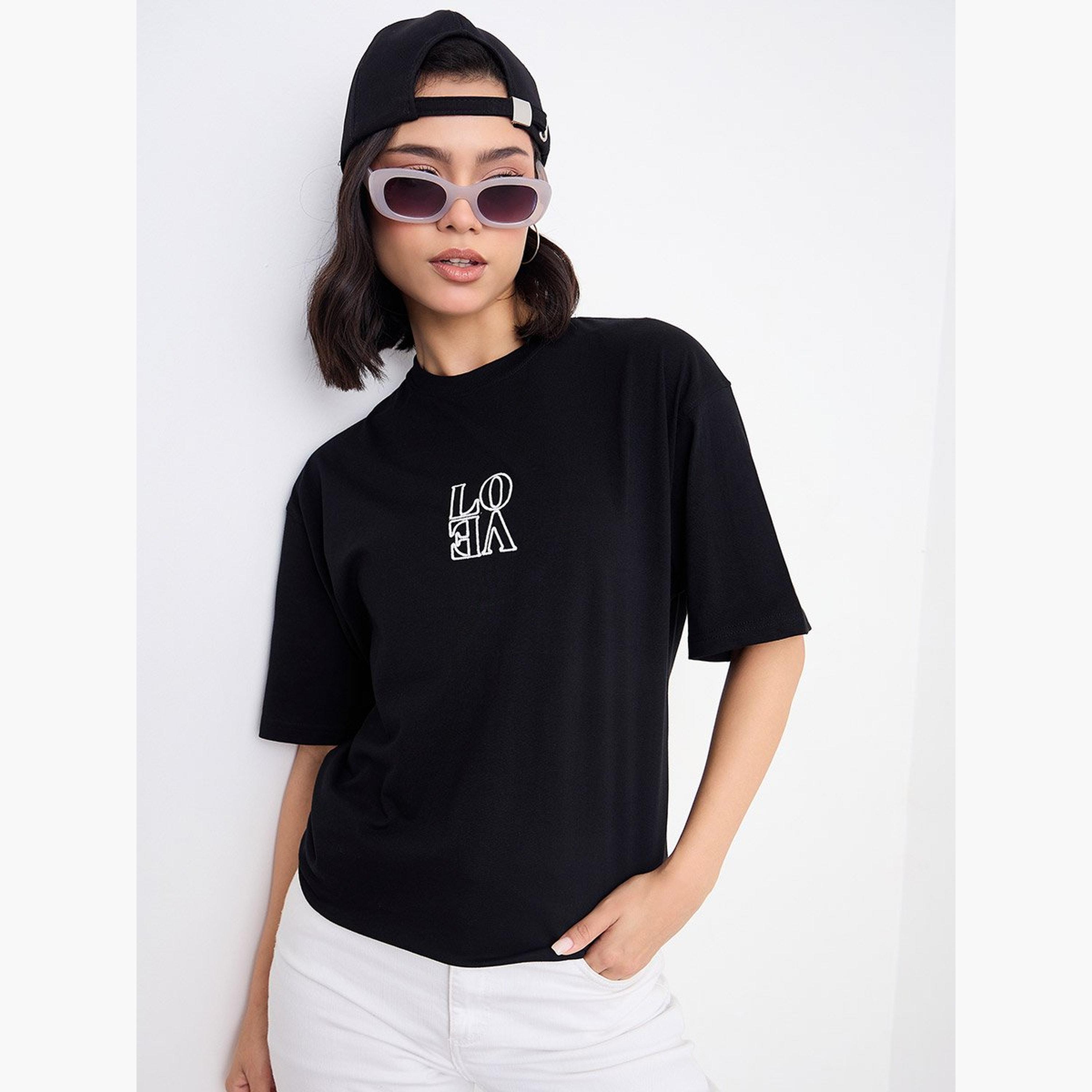 ستايلي - تي شيرت مقاس كبير برقبة دائرية وتفاصيل مطرزة-women-clothing-tshirts-image-5