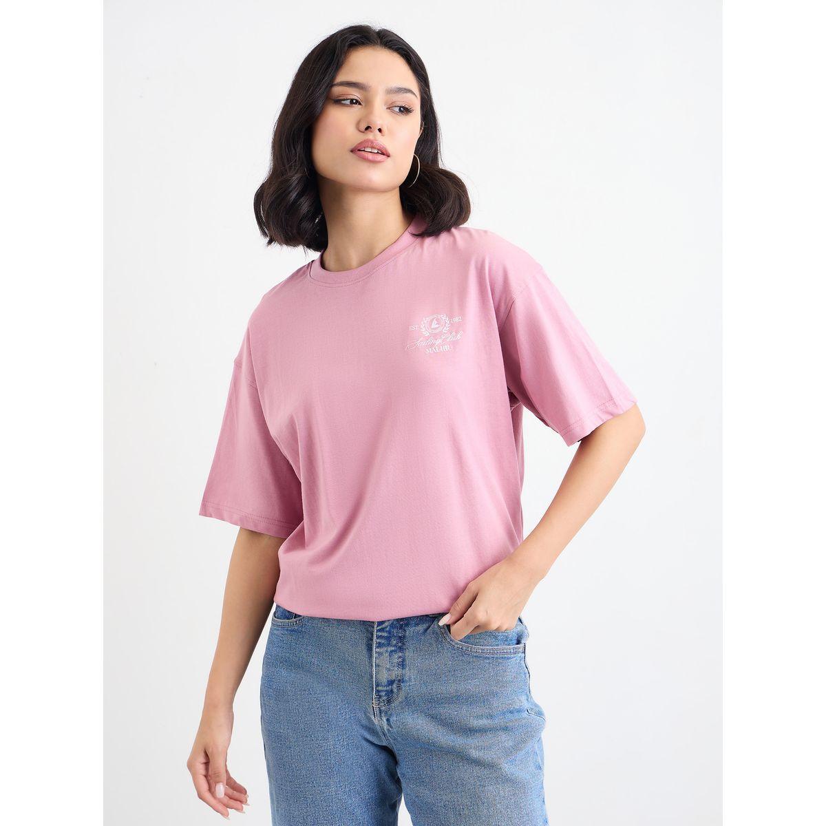 تيشيرت فضفاض بتفاصيل مُطرزة-women-clothing-tshirts-image-2