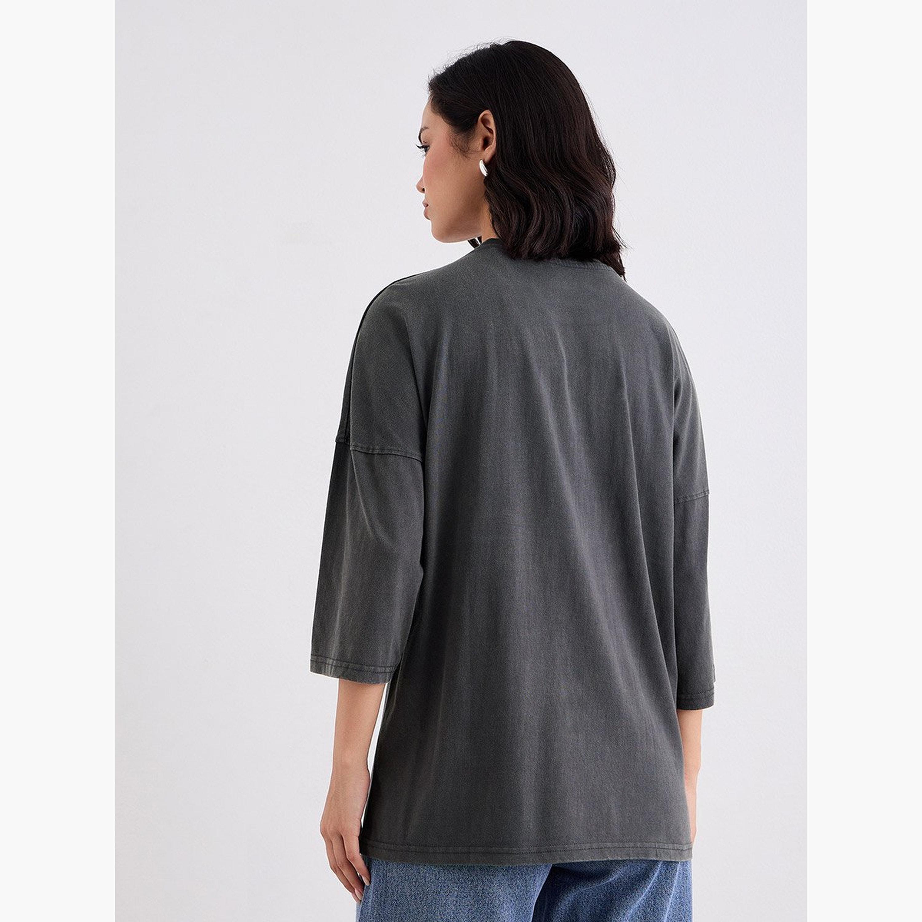 Styli Acid Wash Oversized T-Shirt with Badge Detail-women-clothing-tshirts-image-4