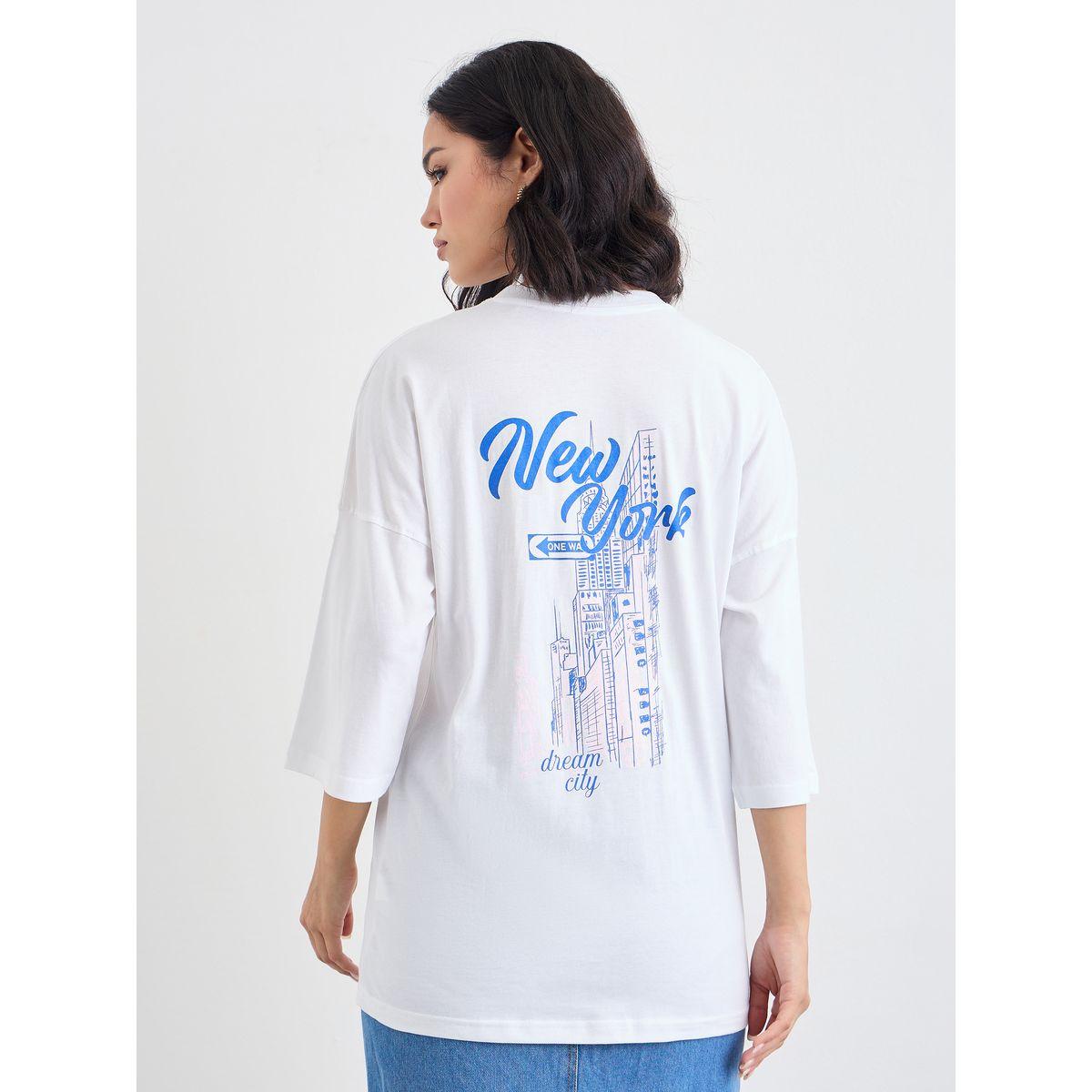 تيشيرت بطبعة كتابة بتفاصيل أكتاف مُنخفضة-women-clothing-tshirts-image-4