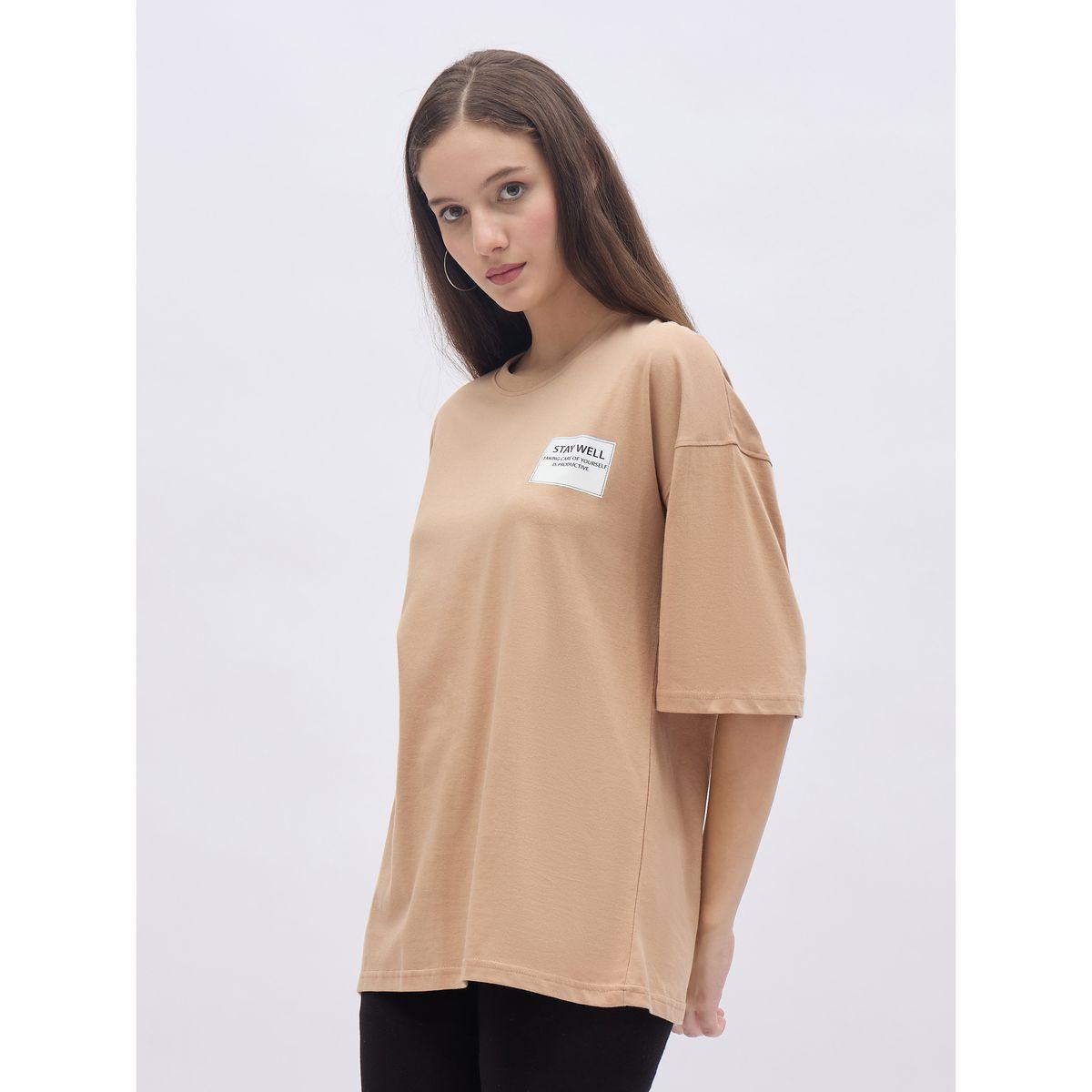 تيشيرت فضفاض مُطبع بأكتاف مُنخفضة-women-clothing-tshirts-image-3