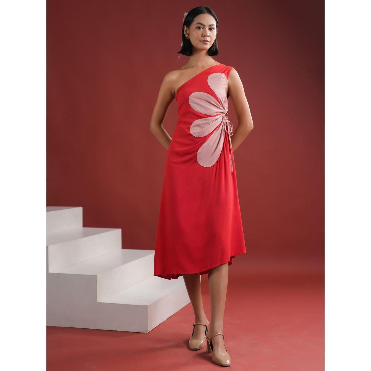 فستان ميدي بطبعة زهور مع تفاصيل مزمومة-women-clothing-dresses-image-1