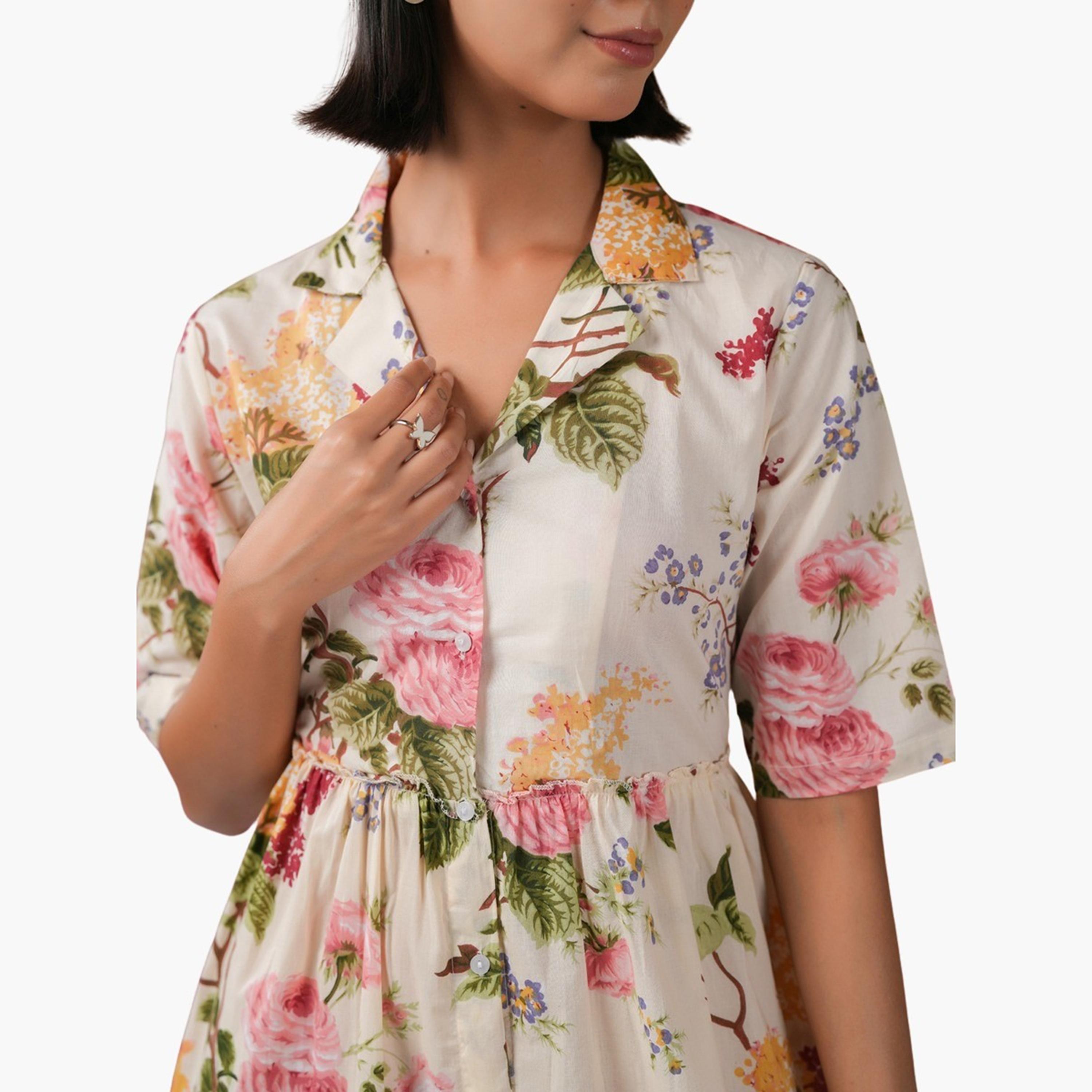 سانسكروتي هومز × ستايلي-  فستان ميدي ياقة وأزرار وطبعة زهور-women-clothing-dresses-image-7