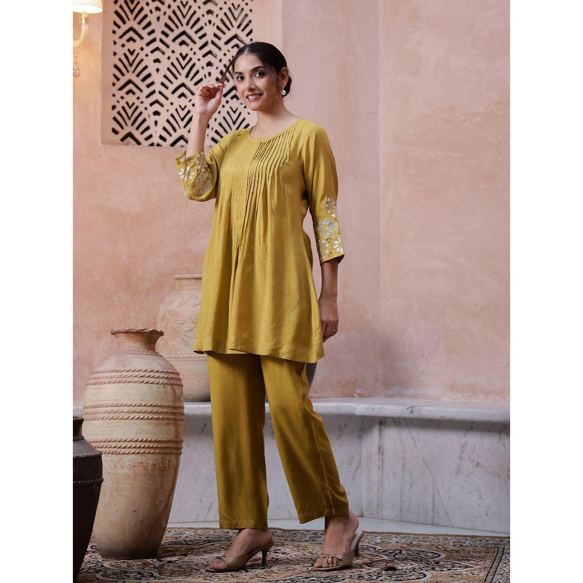 Sanskrutihomes Round Neck Floral Embroidered Longline Top and Pants Co-Ords-women-clothing-coordsets-image-1