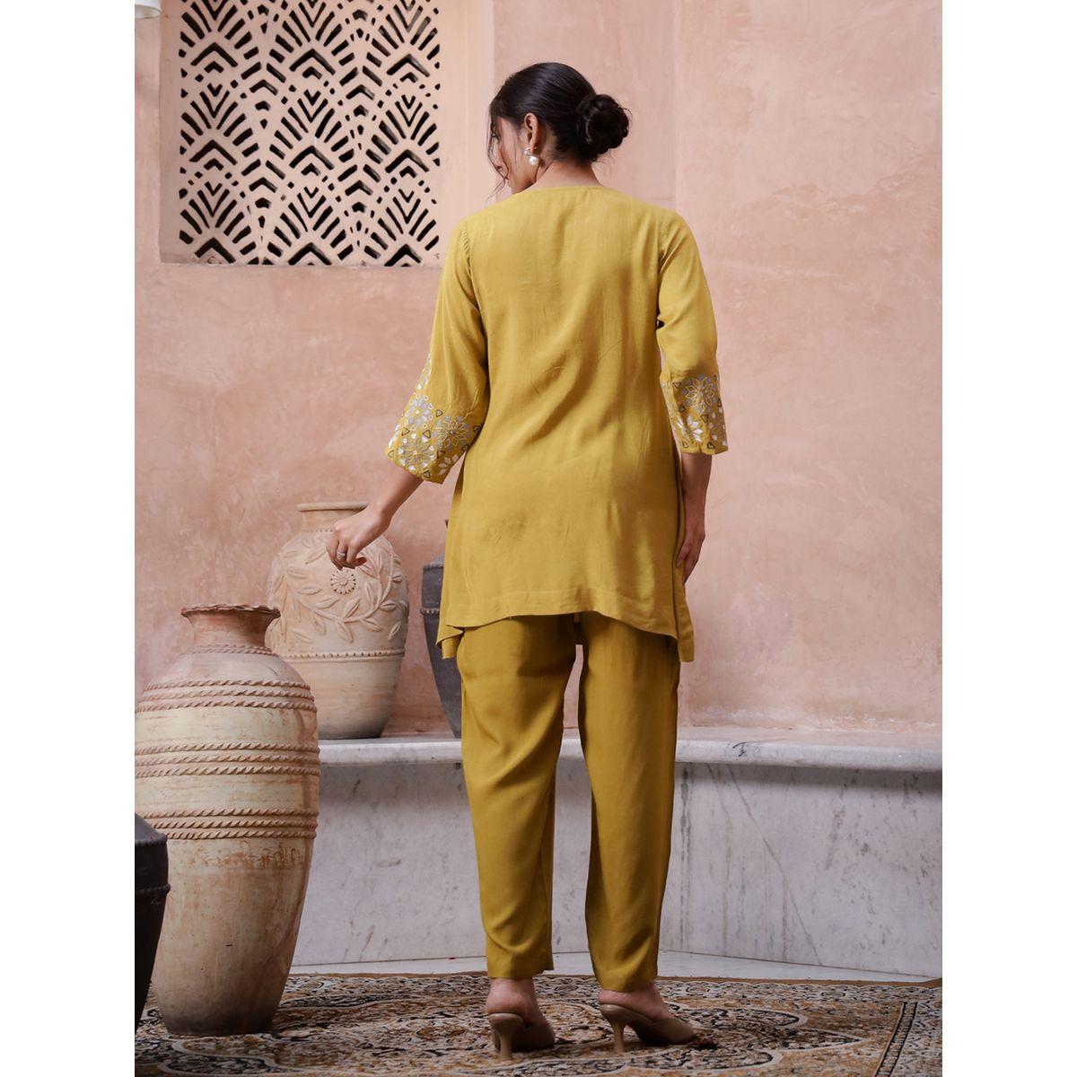 Sanskrutihomes Round Neck Floral Embroidered Longline Top and Pants Co-Ords-women-clothing-coordsets-image-2