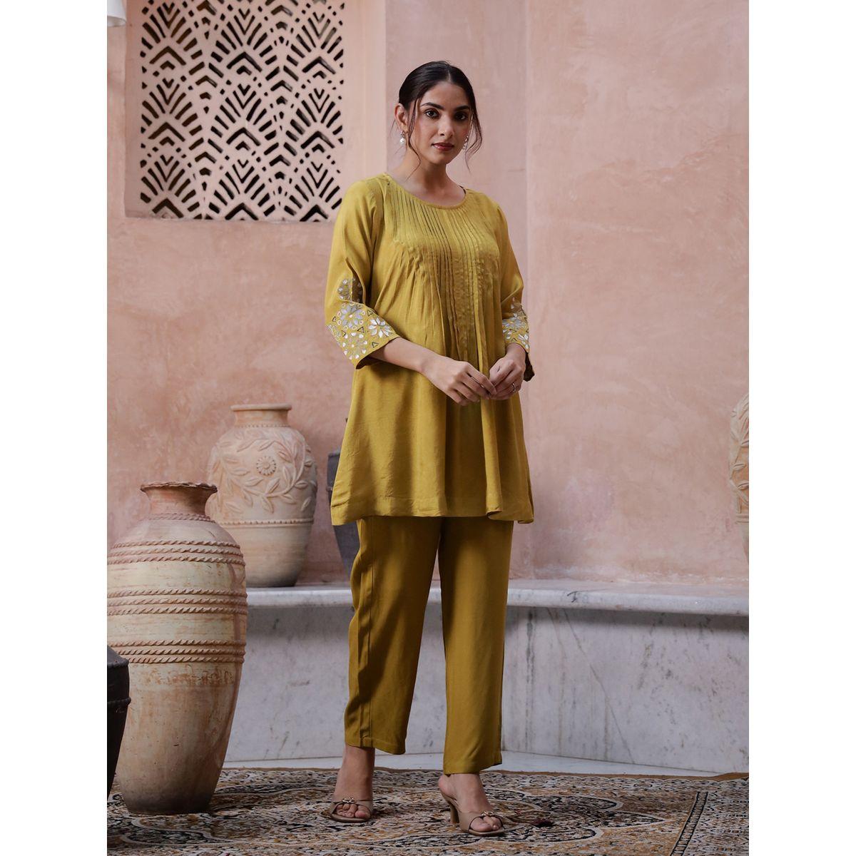 Sanskrutihomes Round Neck Floral Embroidered Longline Top and Pants Co-Ords-women-clothing-coordsets-image-3