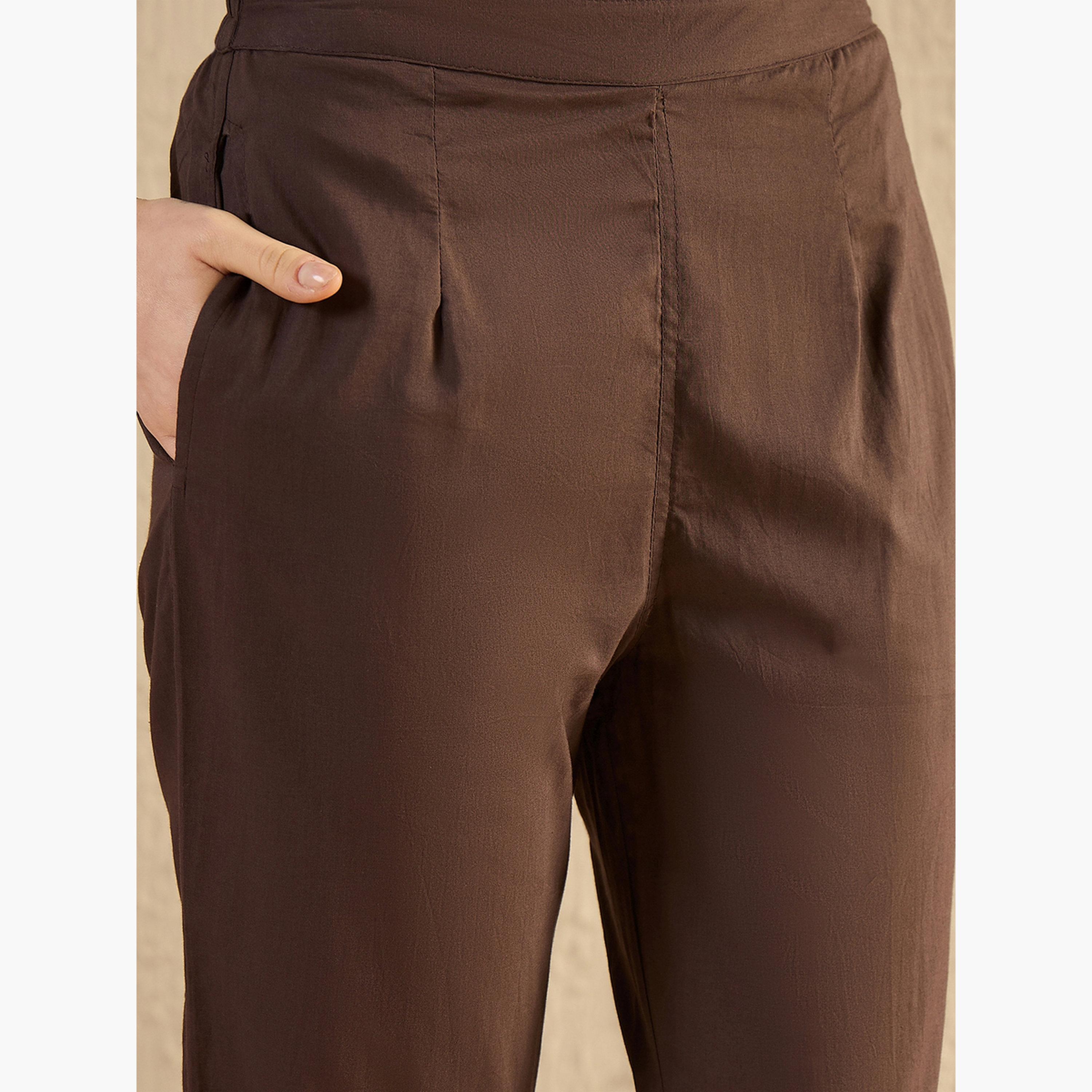 طقم منسق من بنطال بقصة عادية وبلوزة بلا أكمام-women-clothing-coordsets-image-3