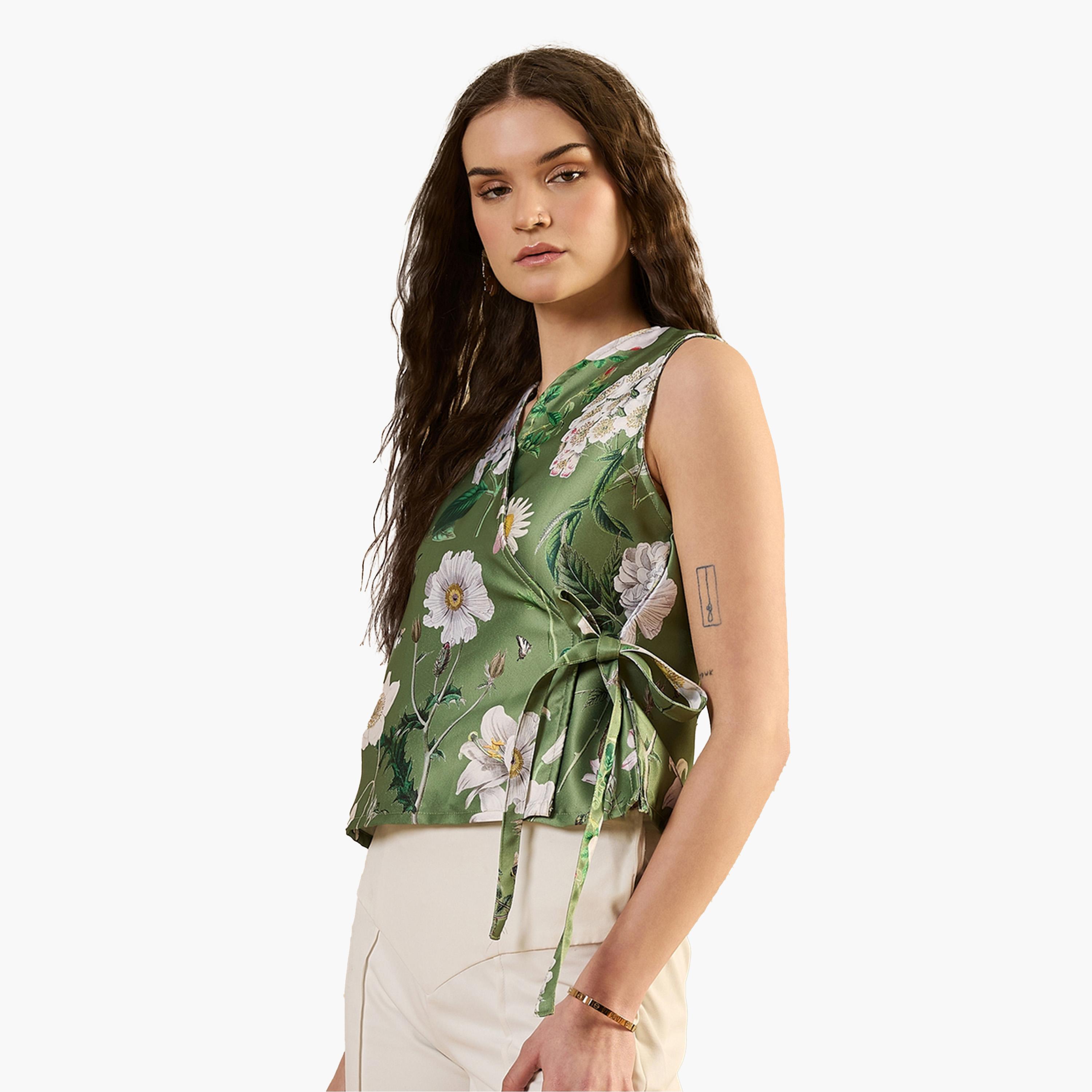 سانسكروتي هومز × ستايلي-  بلوزة ساتان بدون أكمام بطبعة زهور مع تفاصيل ربطة عنق-women-clothing-shirtsandblouses-blouses-image-3