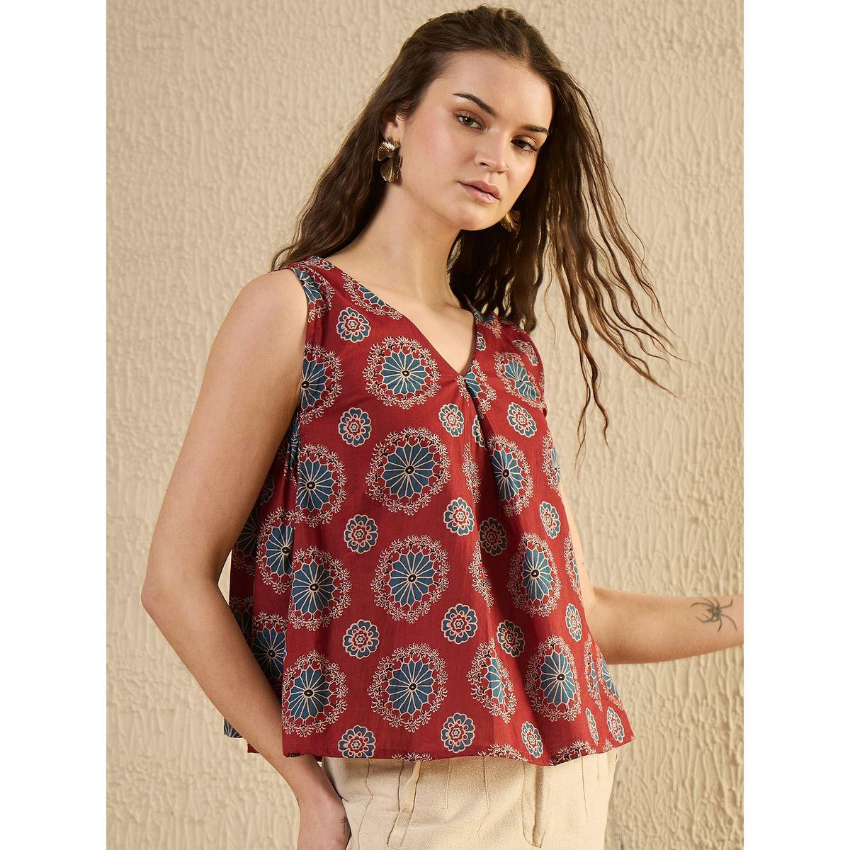 Sanskrutihomes Floral Print V-Neck Pleated Top-women-clothing-shirtsandblouses-blouses-image-3