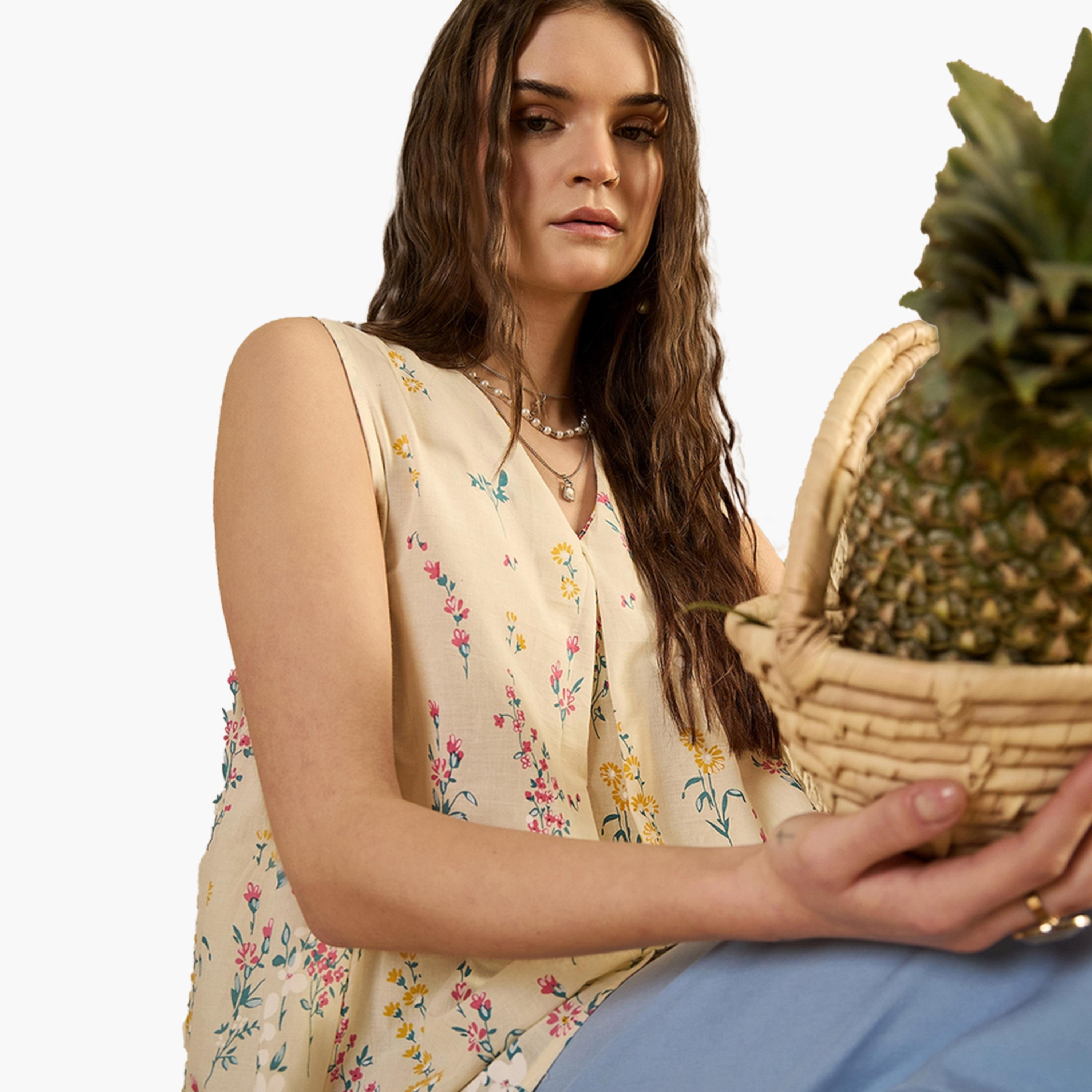 سانسكروتي هومز × ستايلي-  بلوزة قطنية بطبعة زهور وفتحة رقبة تصميم حرف V للنساء-women-clothing-shirtsandblouses-blouses-image-5
