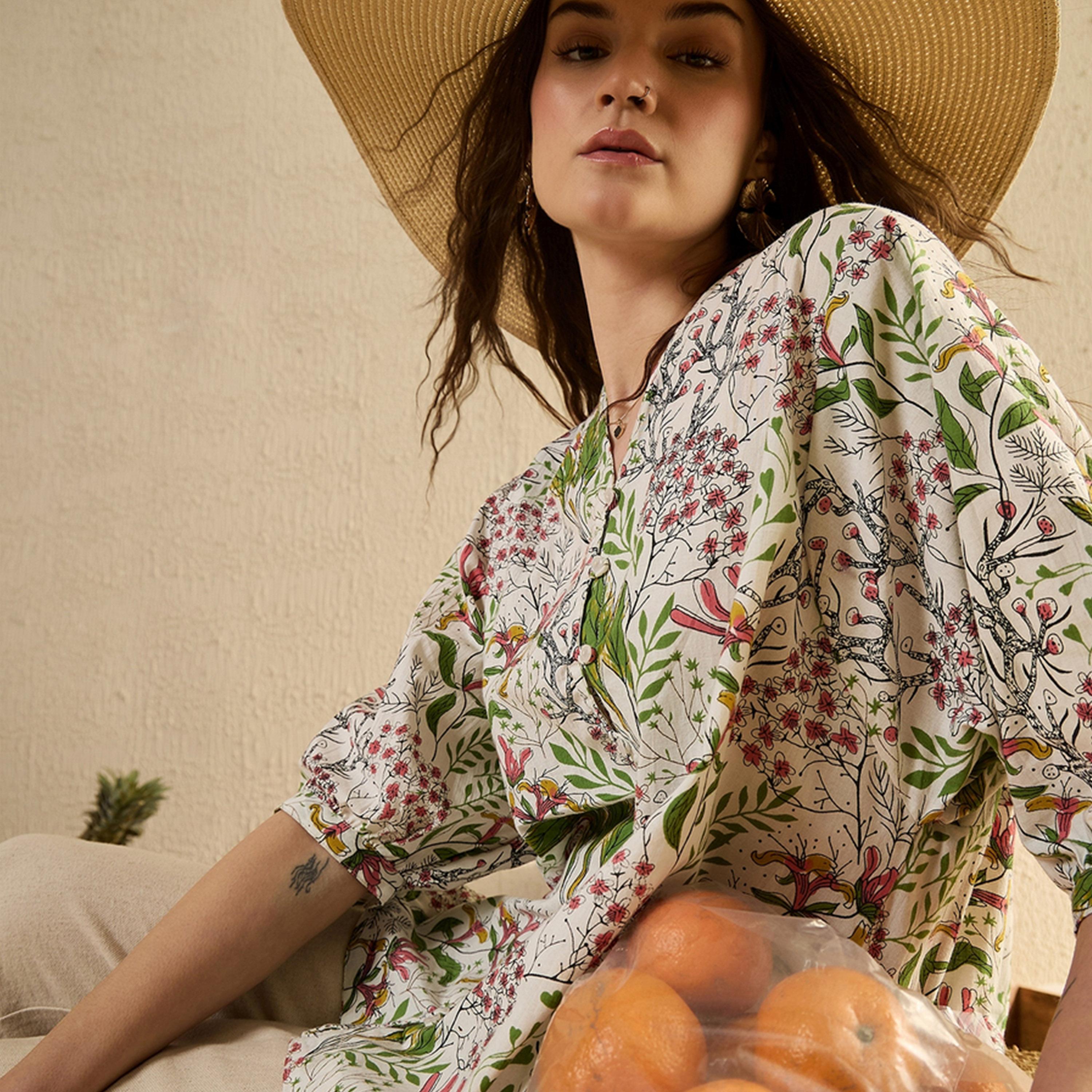 سانسكروتي هومز × ستايلي-  قميص قصّة عادية بطبعة زهور-women-clothing-shirtsandblouses-shirts-image-5