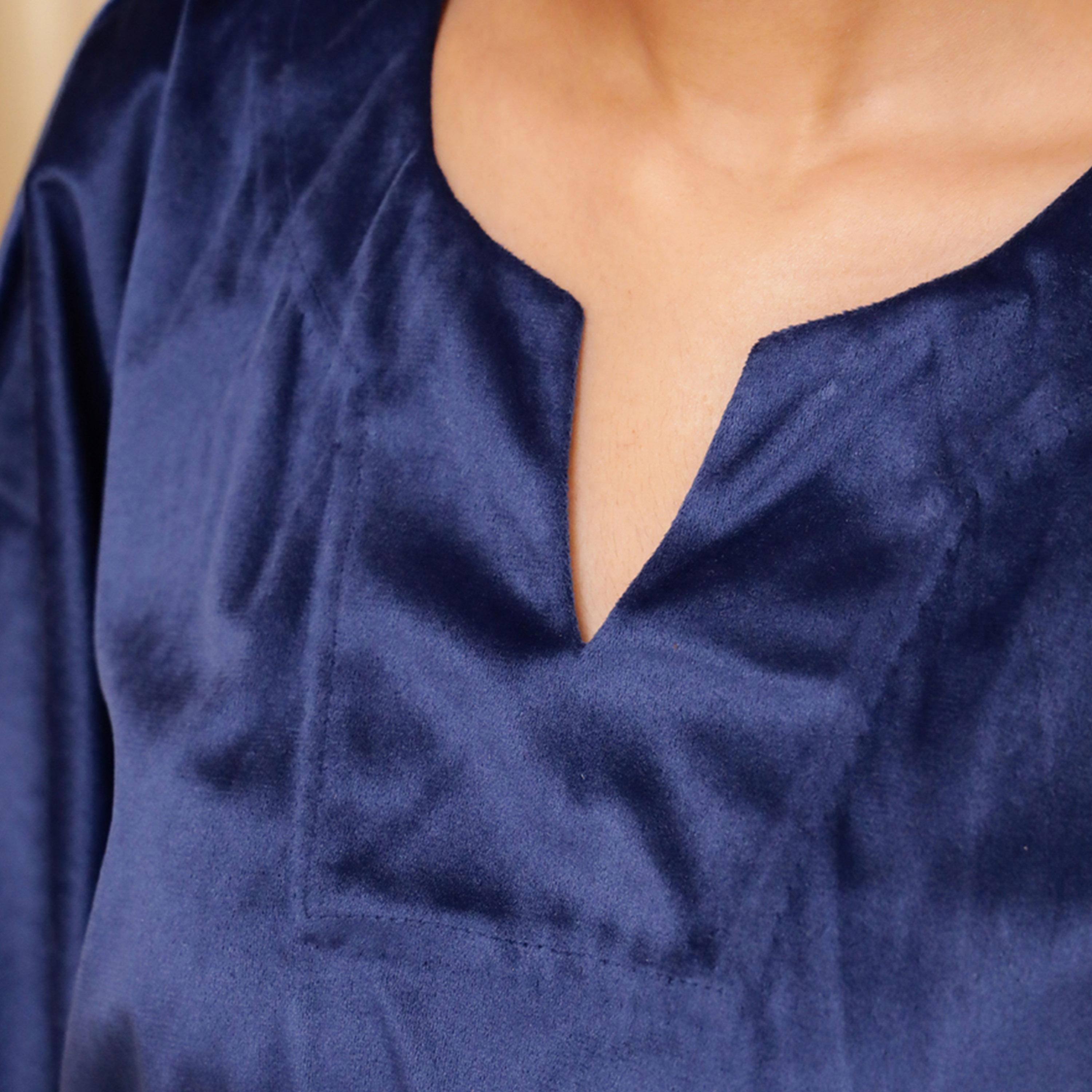 سانسكروتي هومز × ستايلي - فستان نوم قفطان بمظهر مخملي مع رباط خصر-women-clothing-nightwear-nighties-image-6