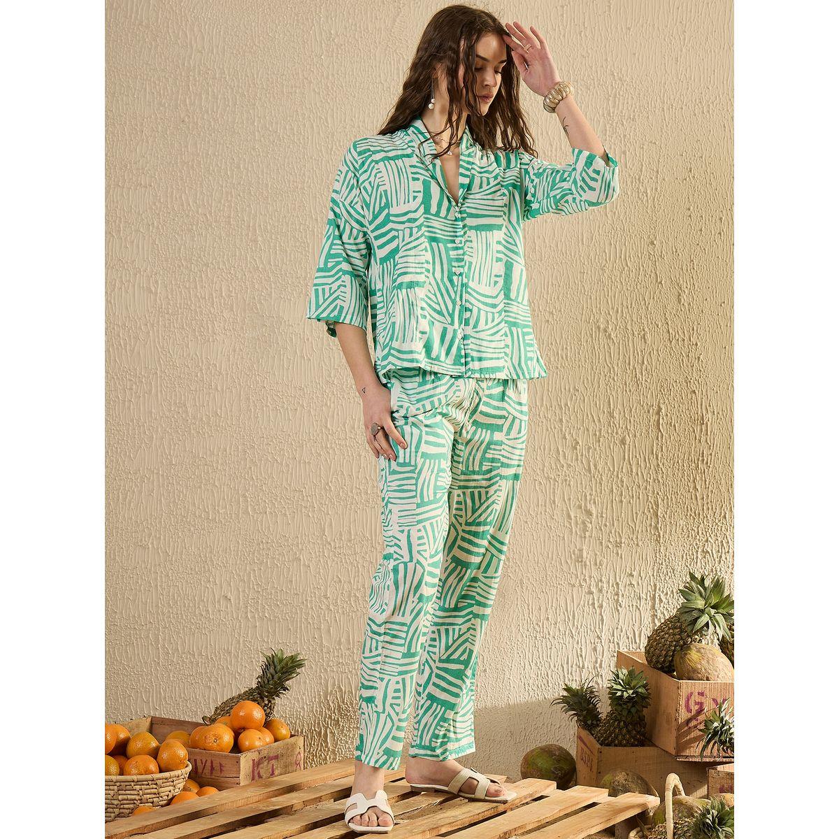 طقم من بنطال بيجاما وبلوزة مطبعة-women-clothing-nightwear-pyjamas-longsets-image-4