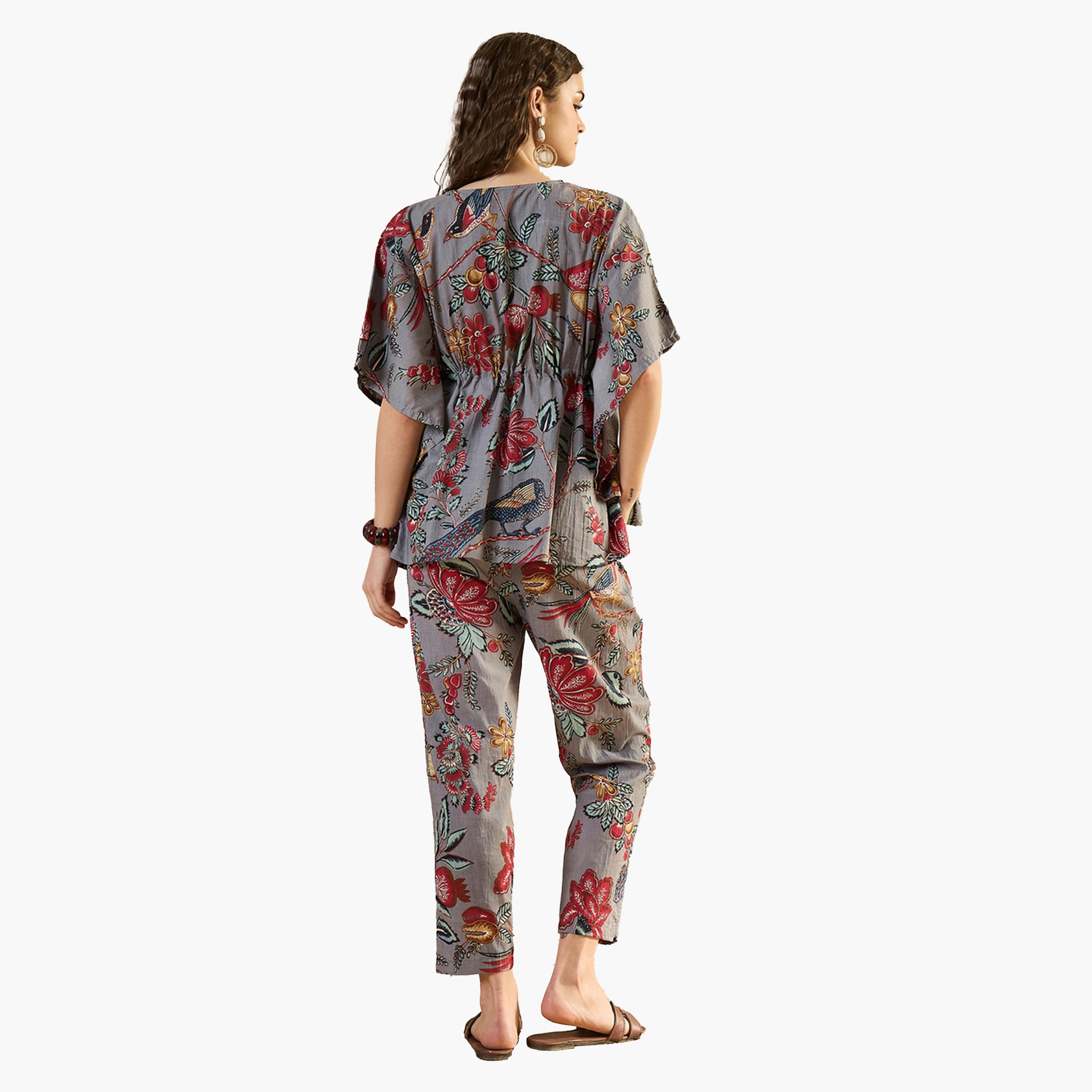 Sanskrutihomes X Styli Cotton Printed V-Neck Top and Pyjama Set-women-clothing-nightwear-pyjamas-longsets-image-3