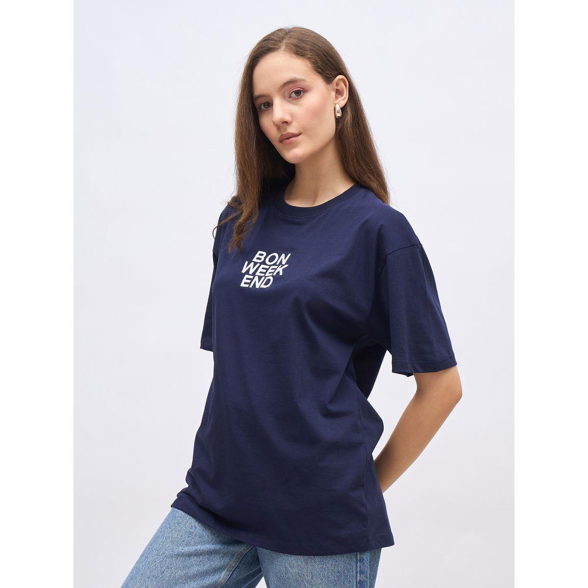 تيشيرت فضفاض بتفاصيل كتابة مُطرزة-women-clothing-tshirts-image-3
