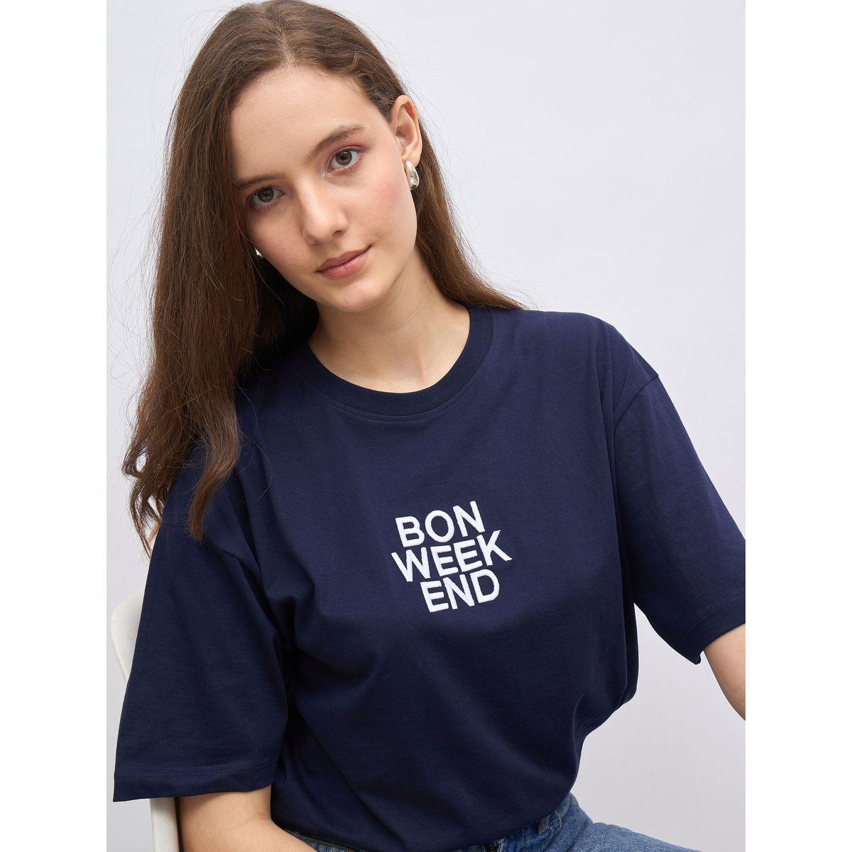 تيشيرت فضفاض بتفاصيل كتابة مُطرزة-women-clothing-tshirts-image-4