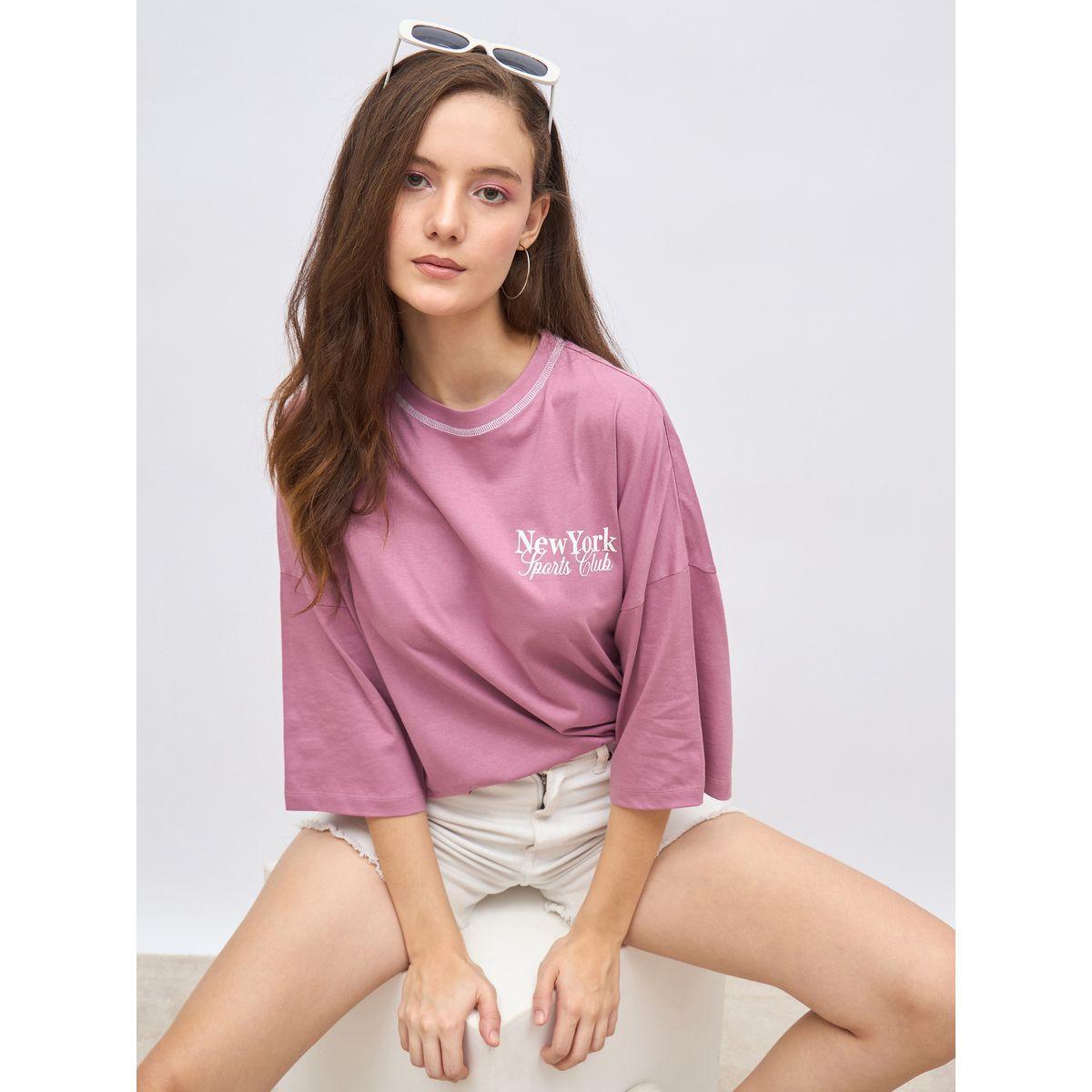 تيشيرت فضفاض طويل بطبعة جرافيك-women-clothing-tshirts-image-6