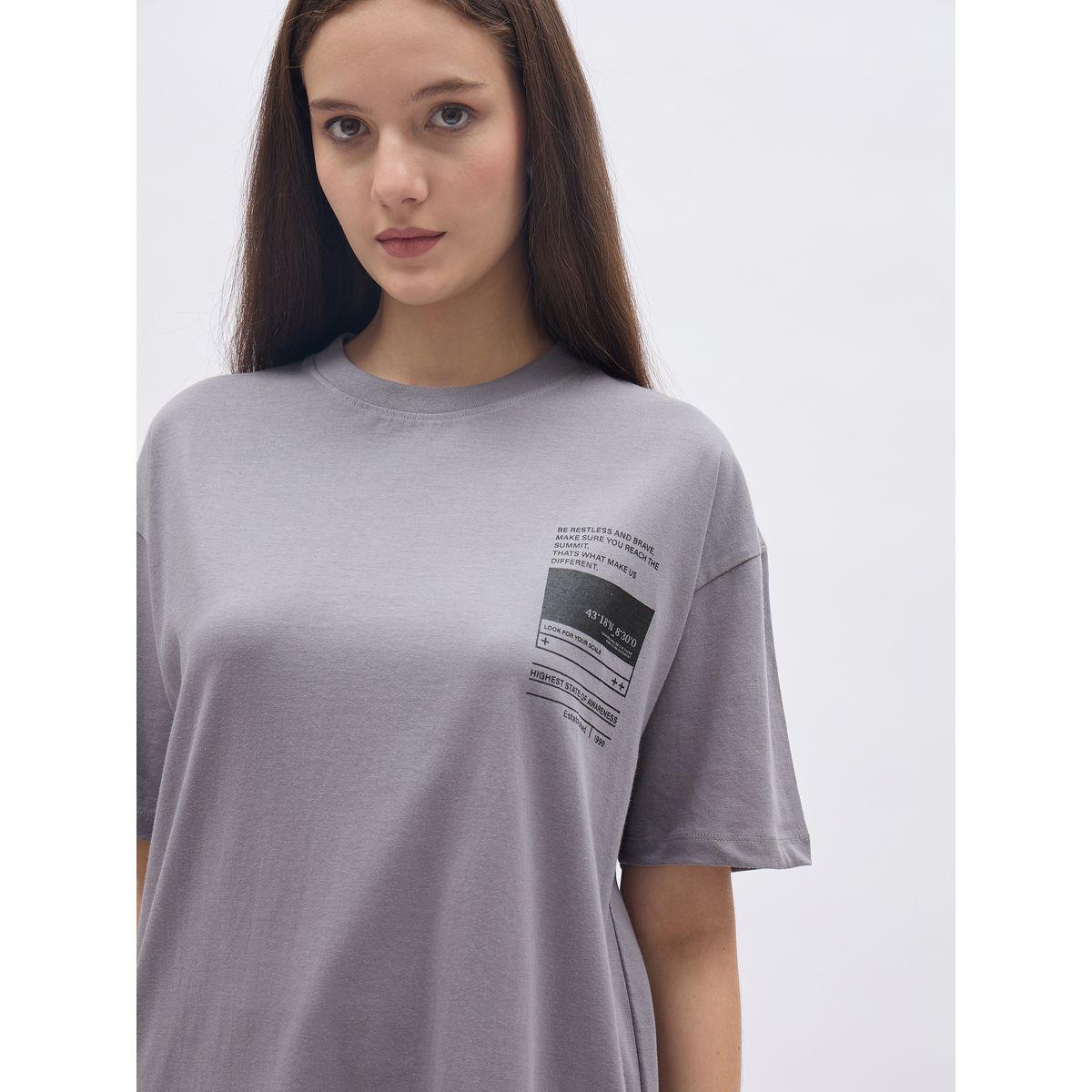 تيشيرت فضفاض بياقة دائرية وطبعات-women-clothing-tshirts-image-4