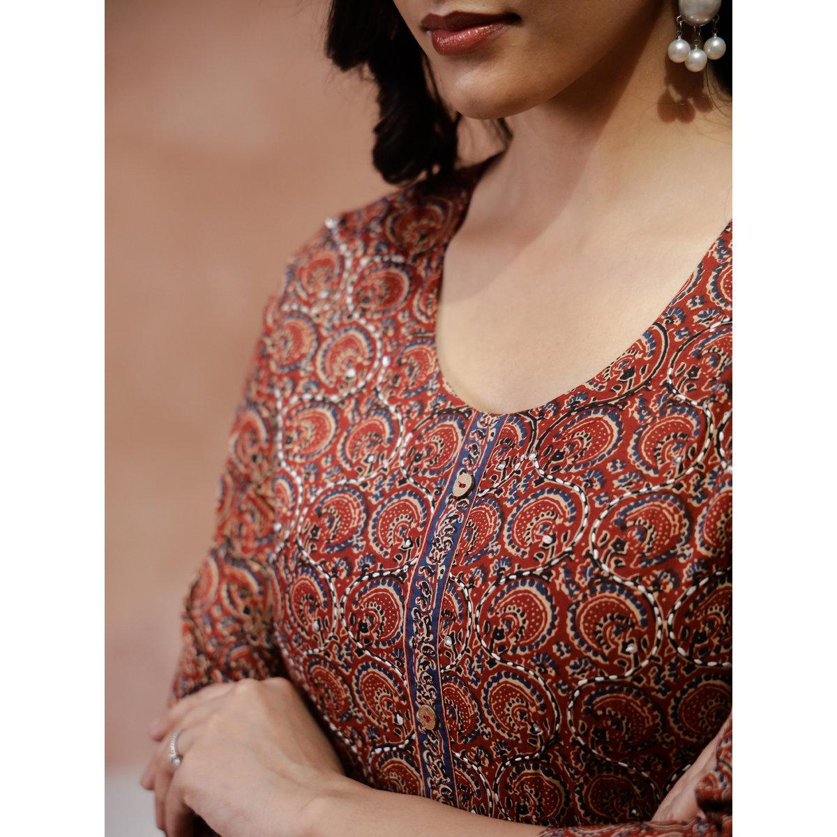 Sanskrutihomes Printed Floral Kurta with Side Slit Detail-women-clothing-ethnicwear-kurtas-image-6