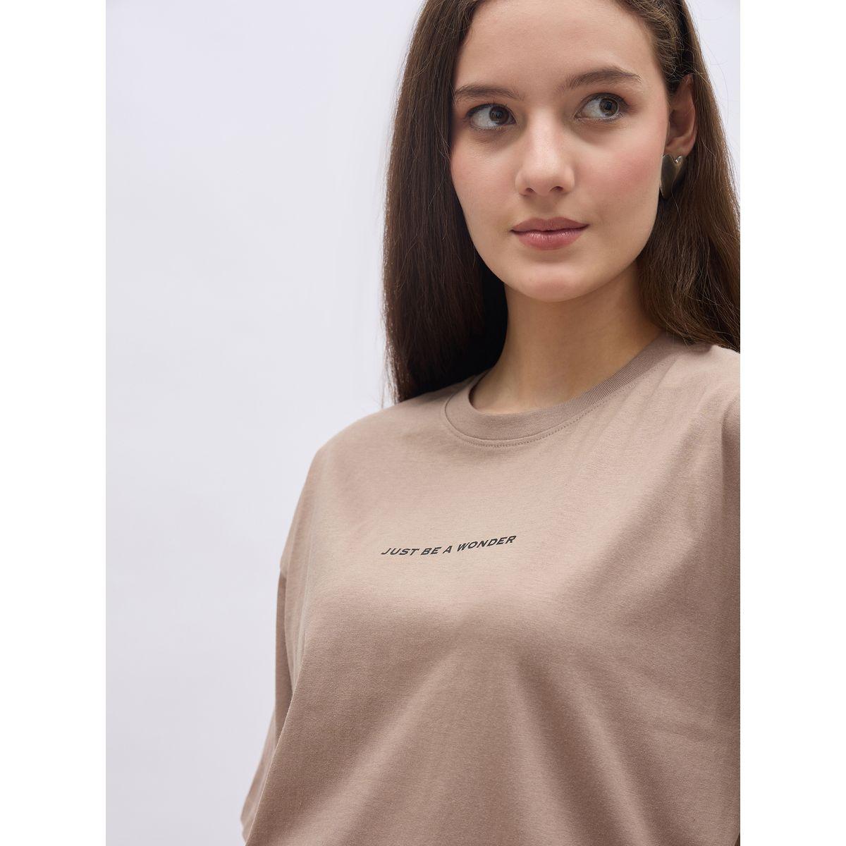 Styli Women Beige Slogan Print Short Sleeve Oversized T-Shirt-women-clothing-tshirts-image-4