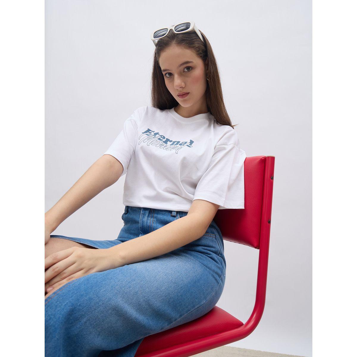 تيشيرت فضفاض بطبعة كتابة وأكمام قصيرة-women-clothing-tshirts-image-6