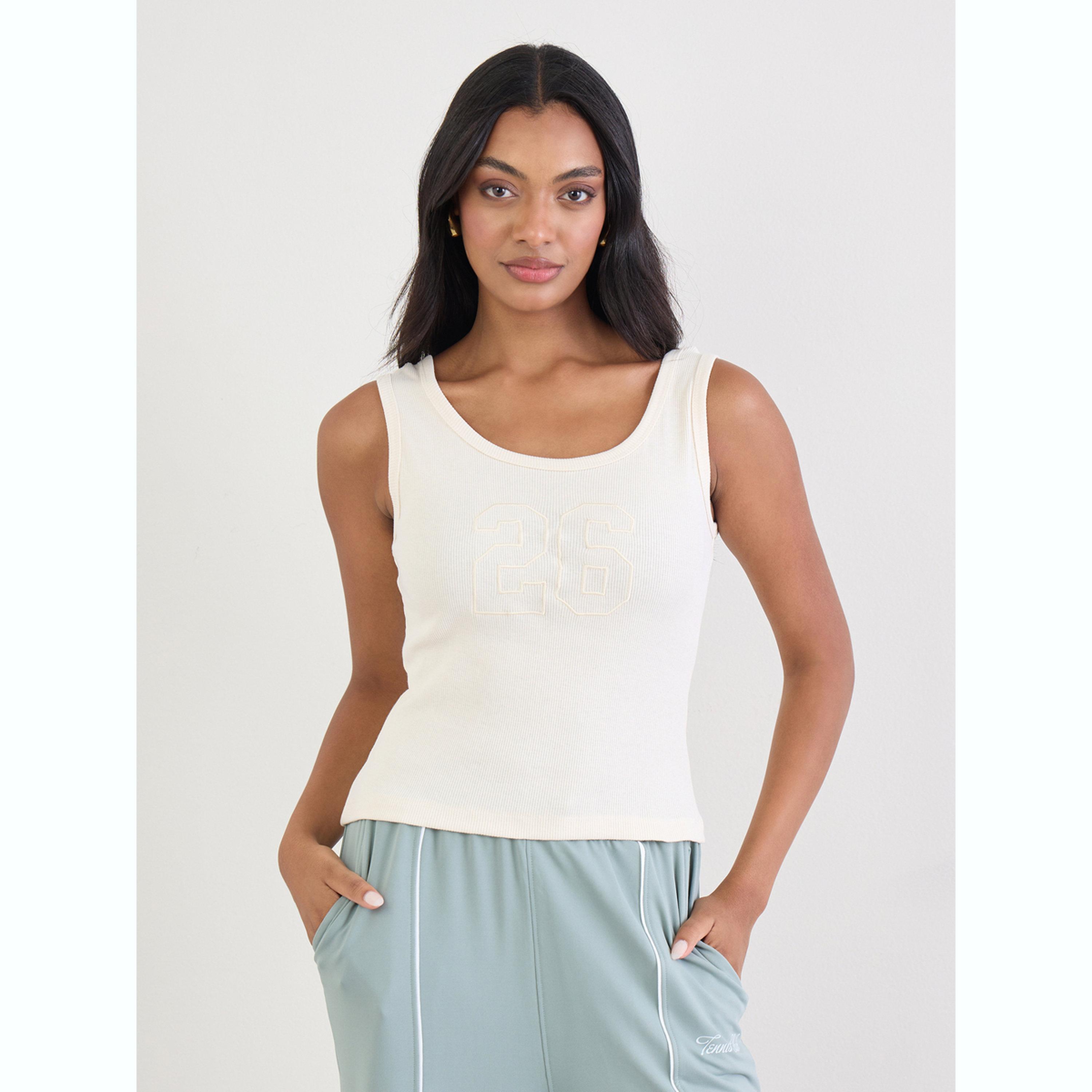 بلوزة تانك 100% قطن مجسمة بتفاصيل مُطرّزة-women-clothing-tshirts-image-1