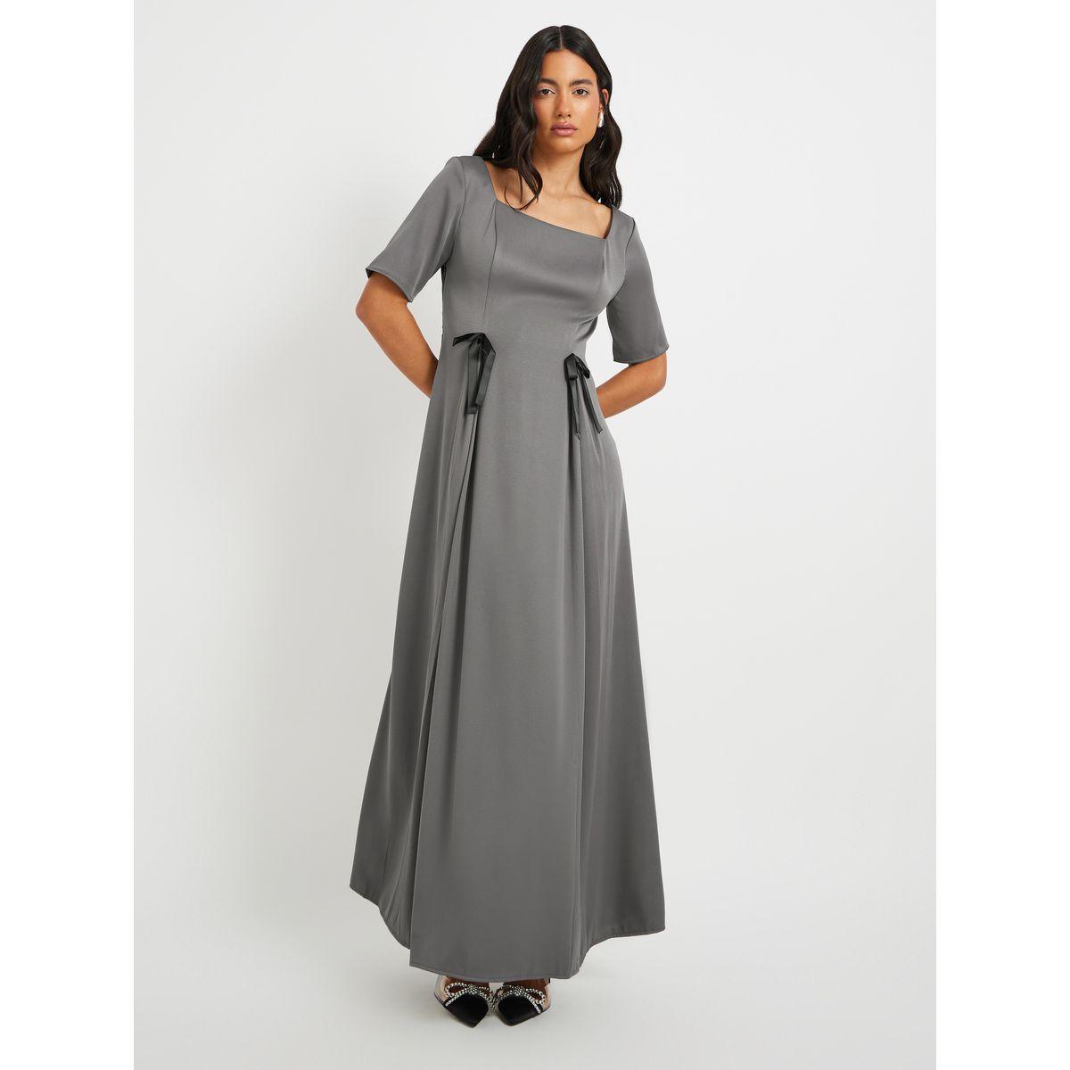Styli Solid Square Neck Bowknot Detail A-Line Maxi Dress-women-clothing-dresses-image-2