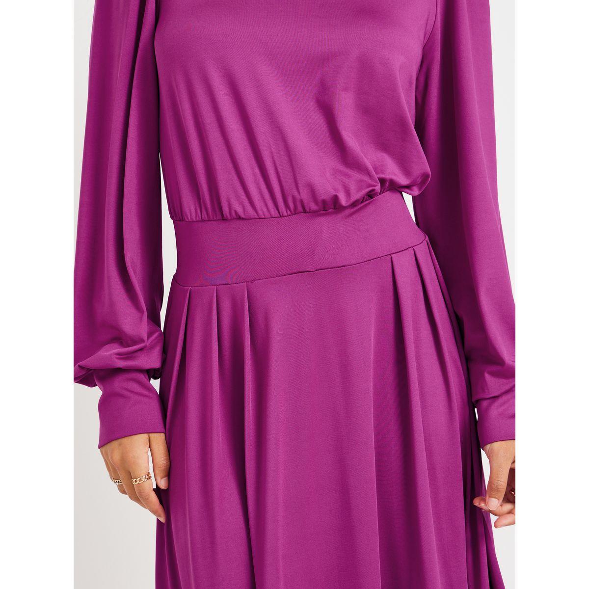 Styli Women Purple Solid Pleated Asymmetric Hem A-Line Midi Dress-women-clothing-dresses-image-4