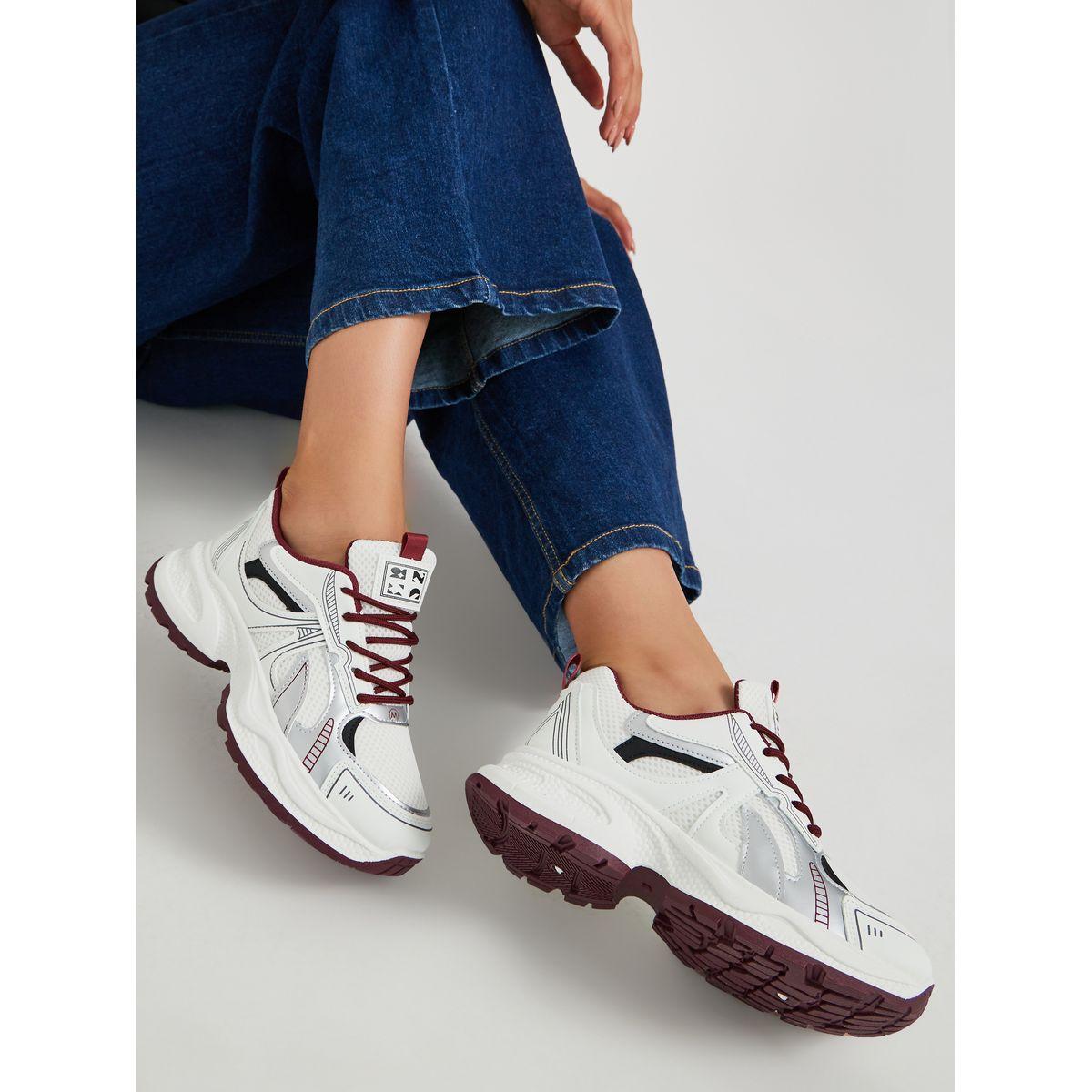 حذاء سنيكرز شانكي برباط غلق-women-shoes-sneakers-image-1