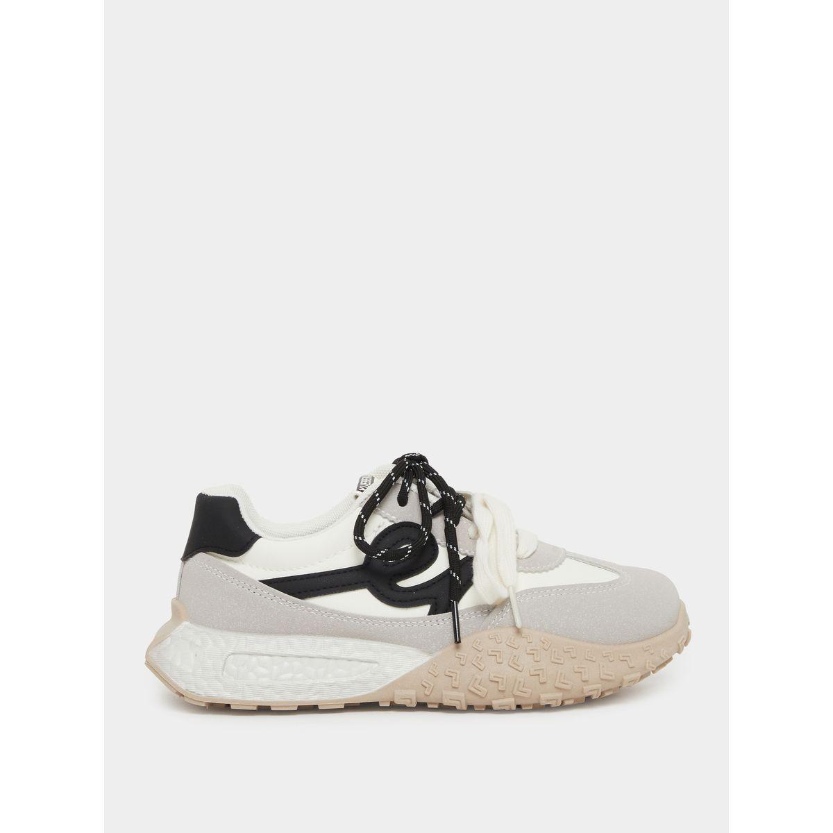 حذاء سنيكرز برباط غلق-women-shoes-sneakers-image-1