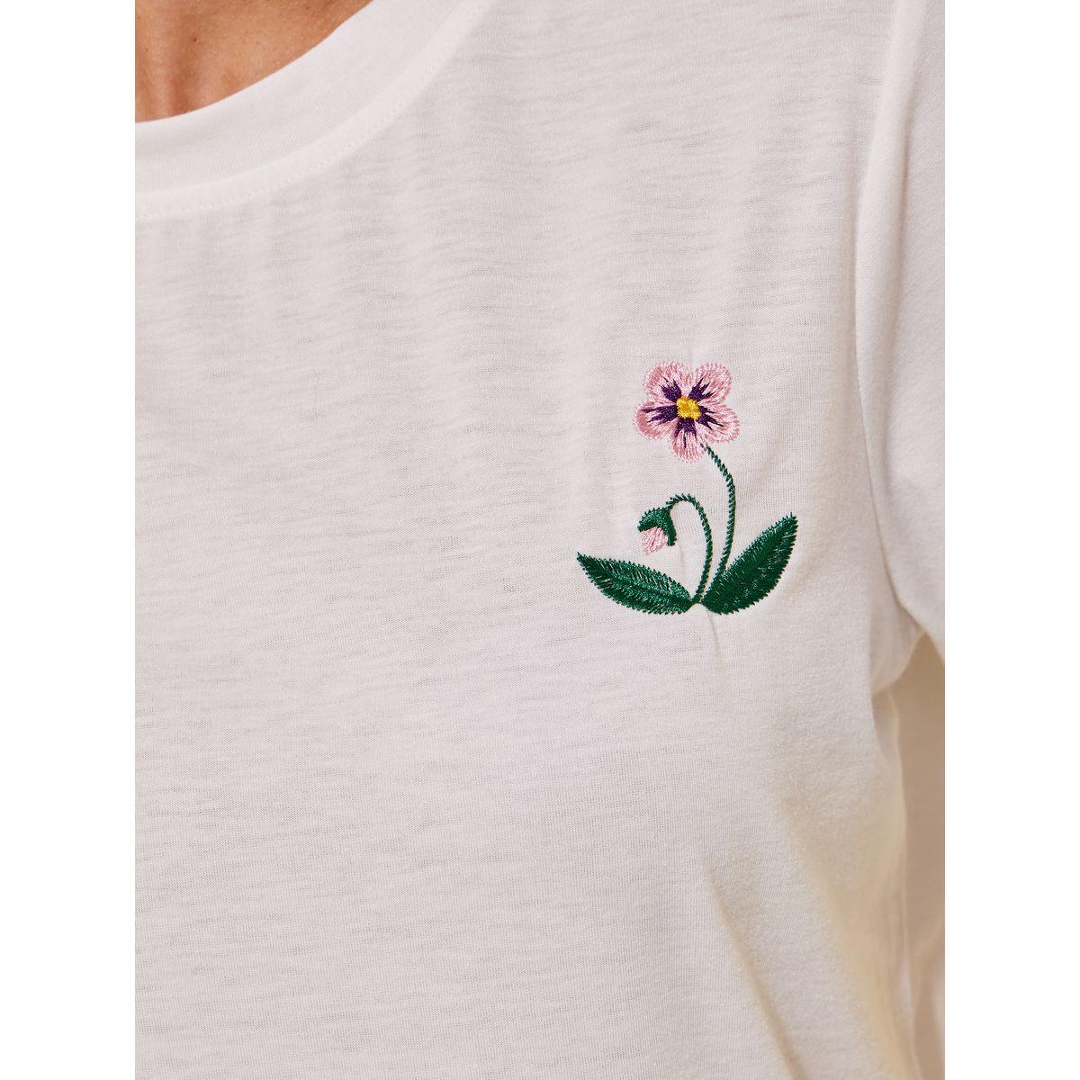 Styli Embroidered Flower Round Neck T-Shirt-women-clothing-tshirts-image-3
