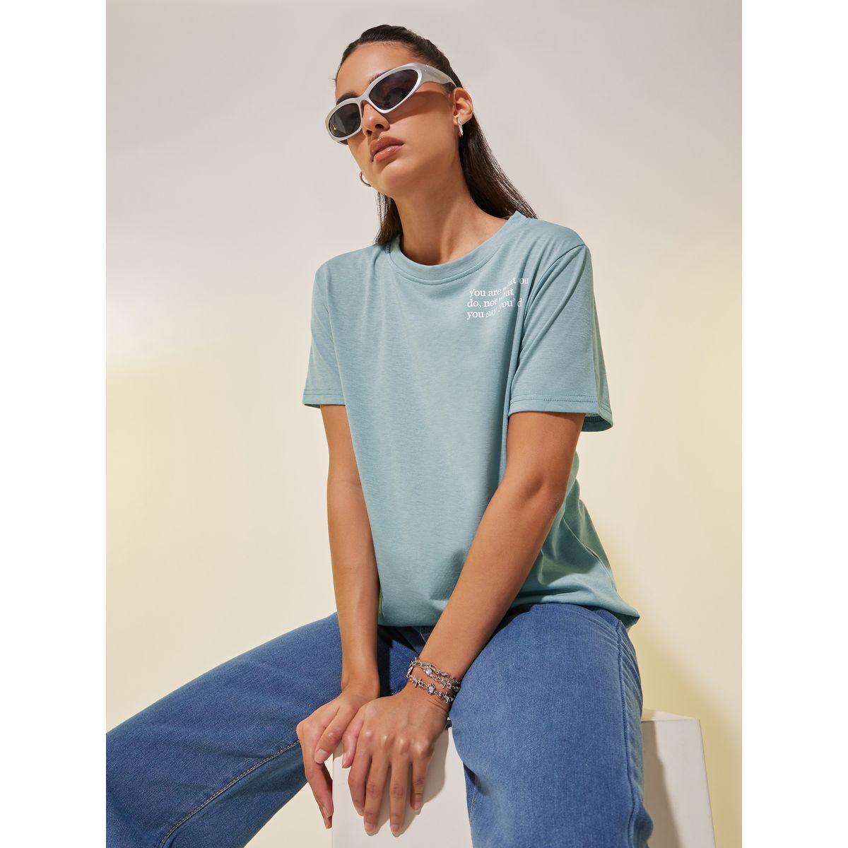 تيشيرت بطبعة كتابة وياقة دائرية-women-clothing-tshirts-image-1