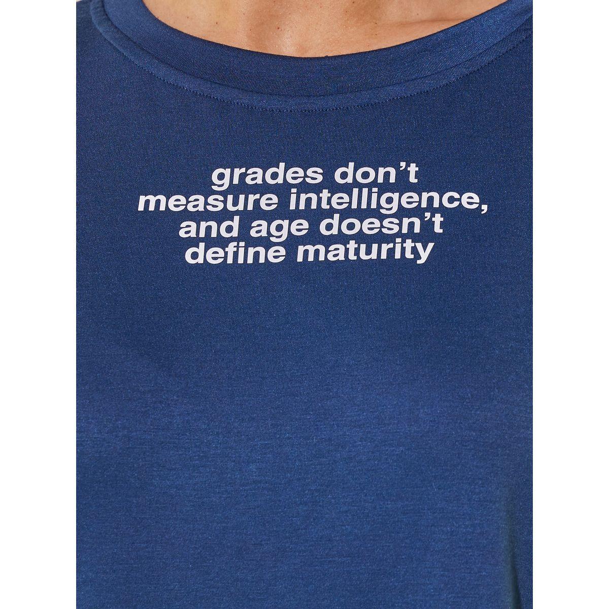 تيشيرت بطبعة كتابة وياقة دائرية-women-clothing-tshirts-image-4