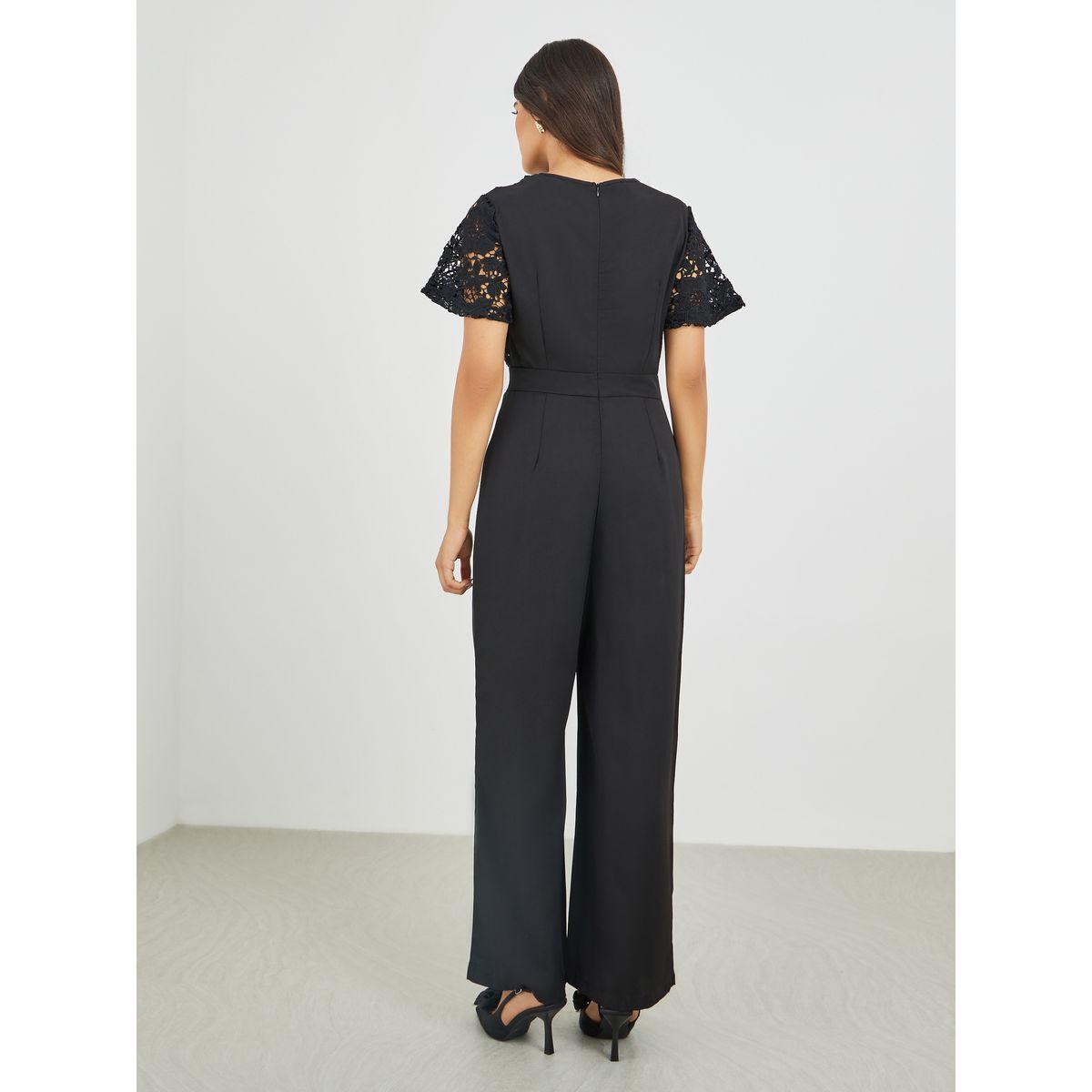 جمبسوت بتفاصيل دانتيل وقصة أرجل واسعة-women-clothing-jumpsuits-image-4