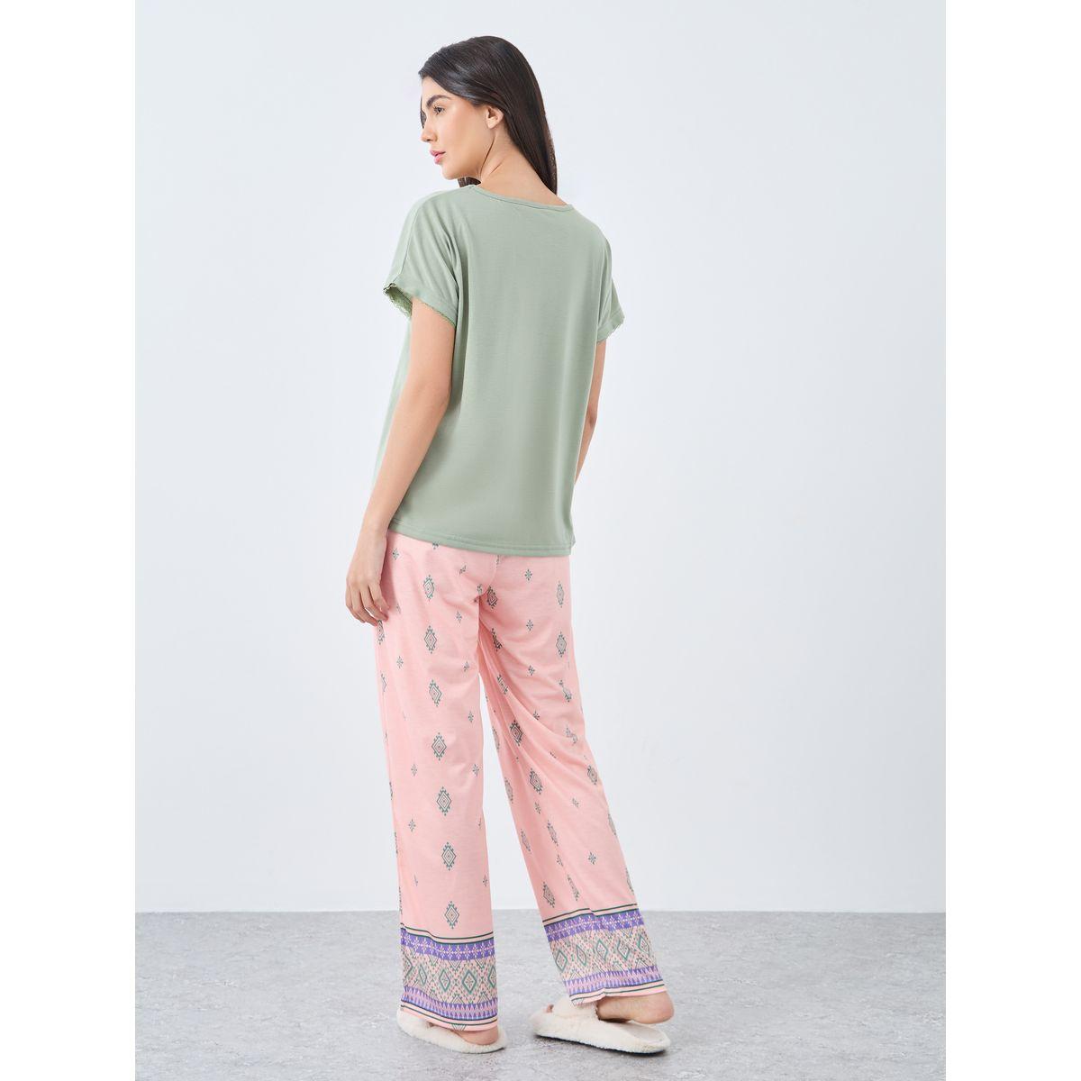 Styli Lace Trim Sleeve T-Shirt and Bored Print Geo Pyjama Set-women-clothing-nightwear-pyjamas-longsets-image-4