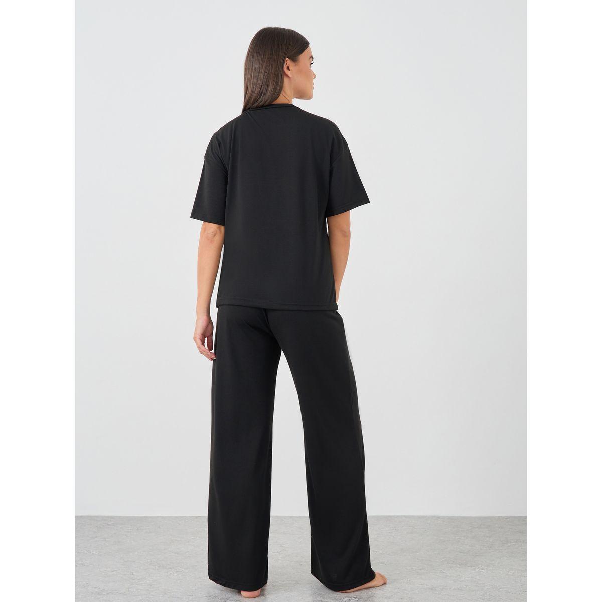 Styli Printed Pocket Round Neck T-Shirt and Pyjama Set-women-clothing-nightwear-pyjamas-longsets-image-6
