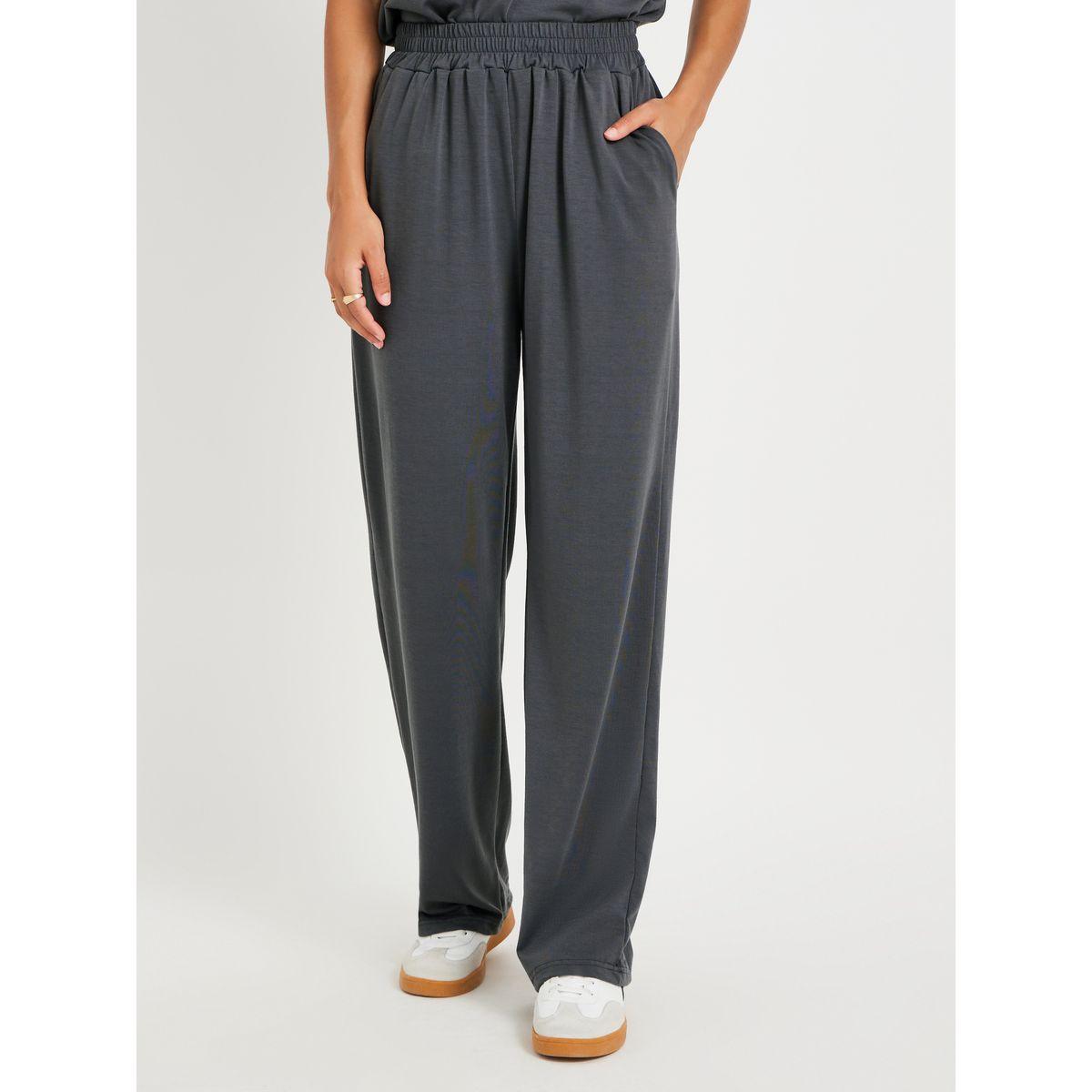 Styli Graphic Print Short Sleeve T-Shirt and Wide Leg Joggers Co-Ords-women-clothing-coordsets-image-5