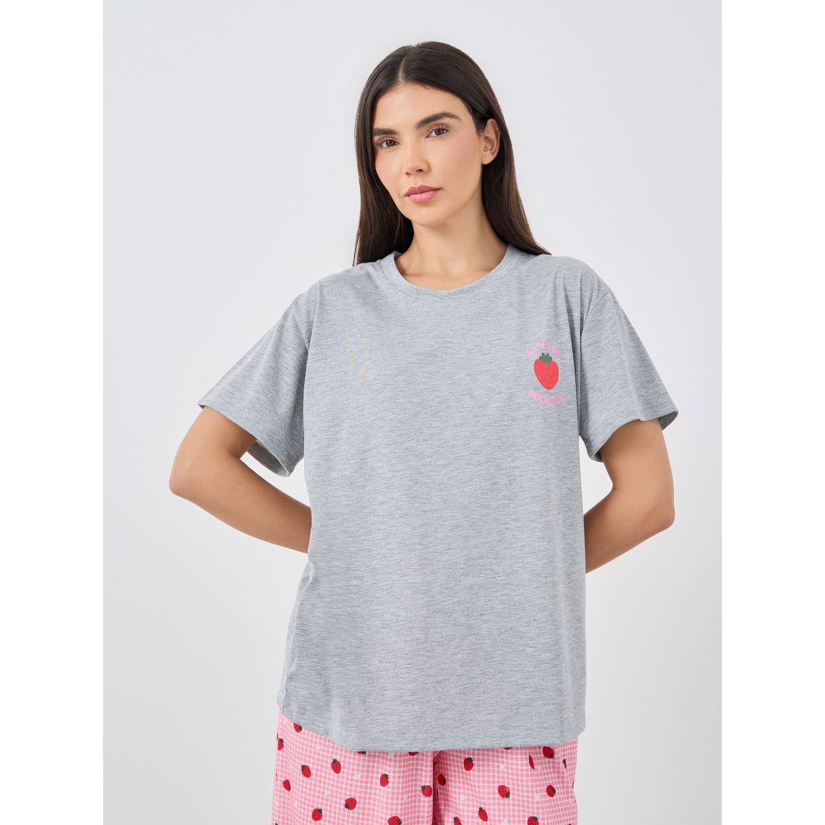 Styli Women Strawberry Print Dropped Shoulder T-Shirt and Side Slit Pyjama Set-women-clothing-nightwear-pyjamas-longsets-image-3