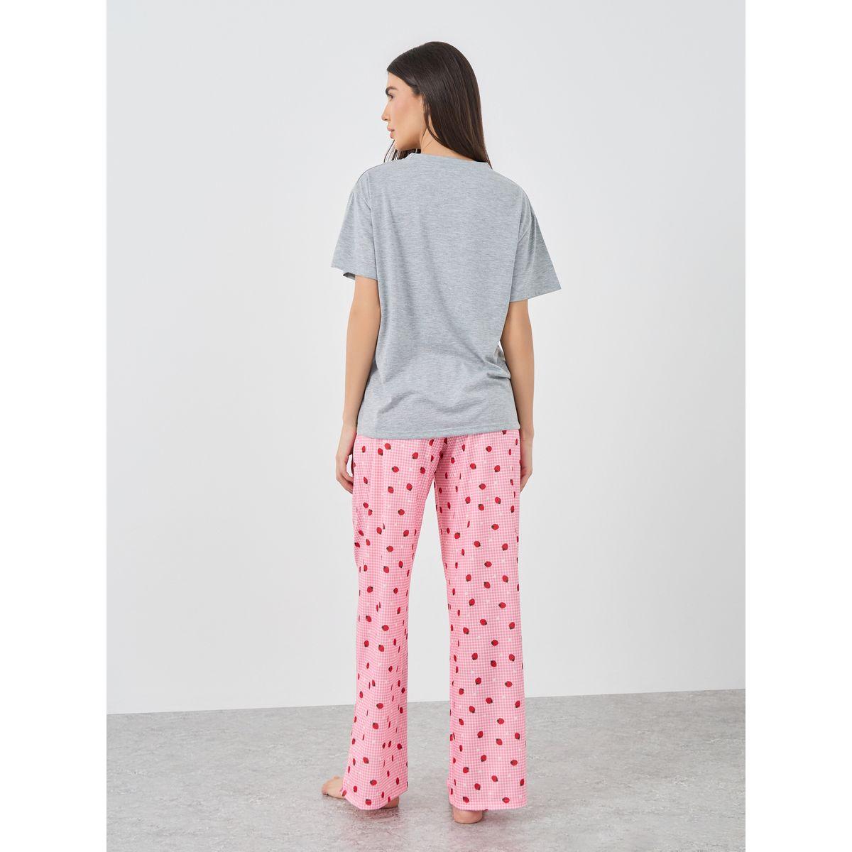 Styli Women Strawberry Print Dropped Shoulder T-Shirt and Side Slit Pyjama Set-women-clothing-nightwear-pyjamas-longsets-image-6