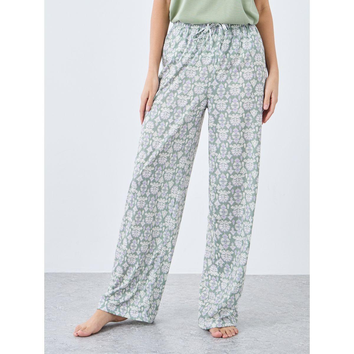 Styli All Over Damask Print T-Shirt and Pyjama Set-women-clothing-nightwear-pyjamas-longsets-image-6